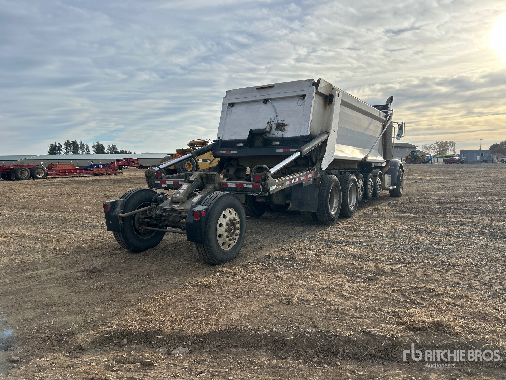2009 Peterbilt 365