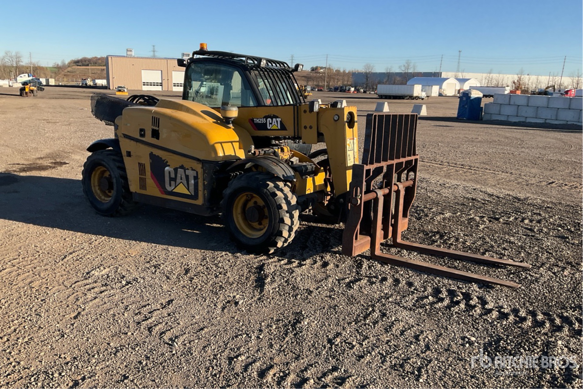 2012 Caterpillar TH255