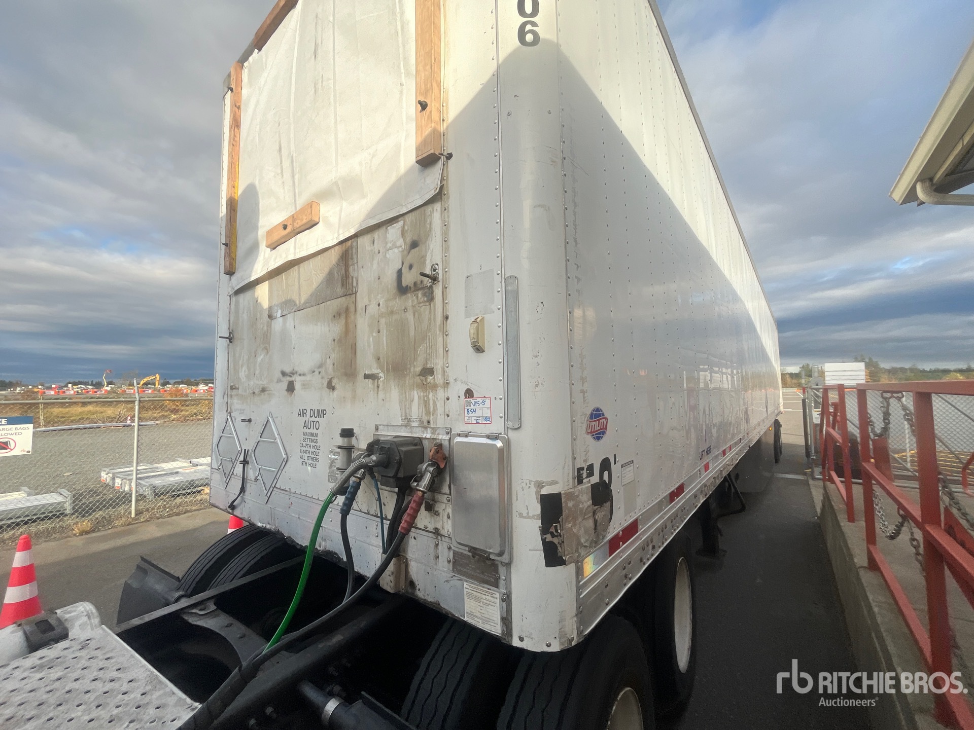 2014 Utility VS2RA