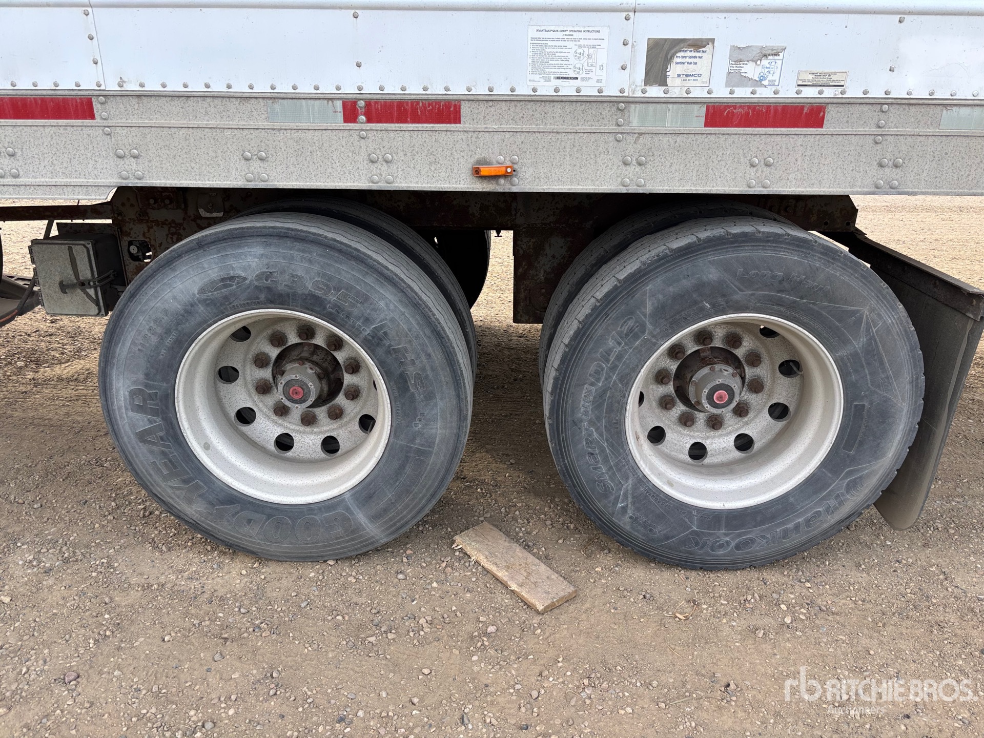 2008 Utility 53 FT X 102 IN T/A