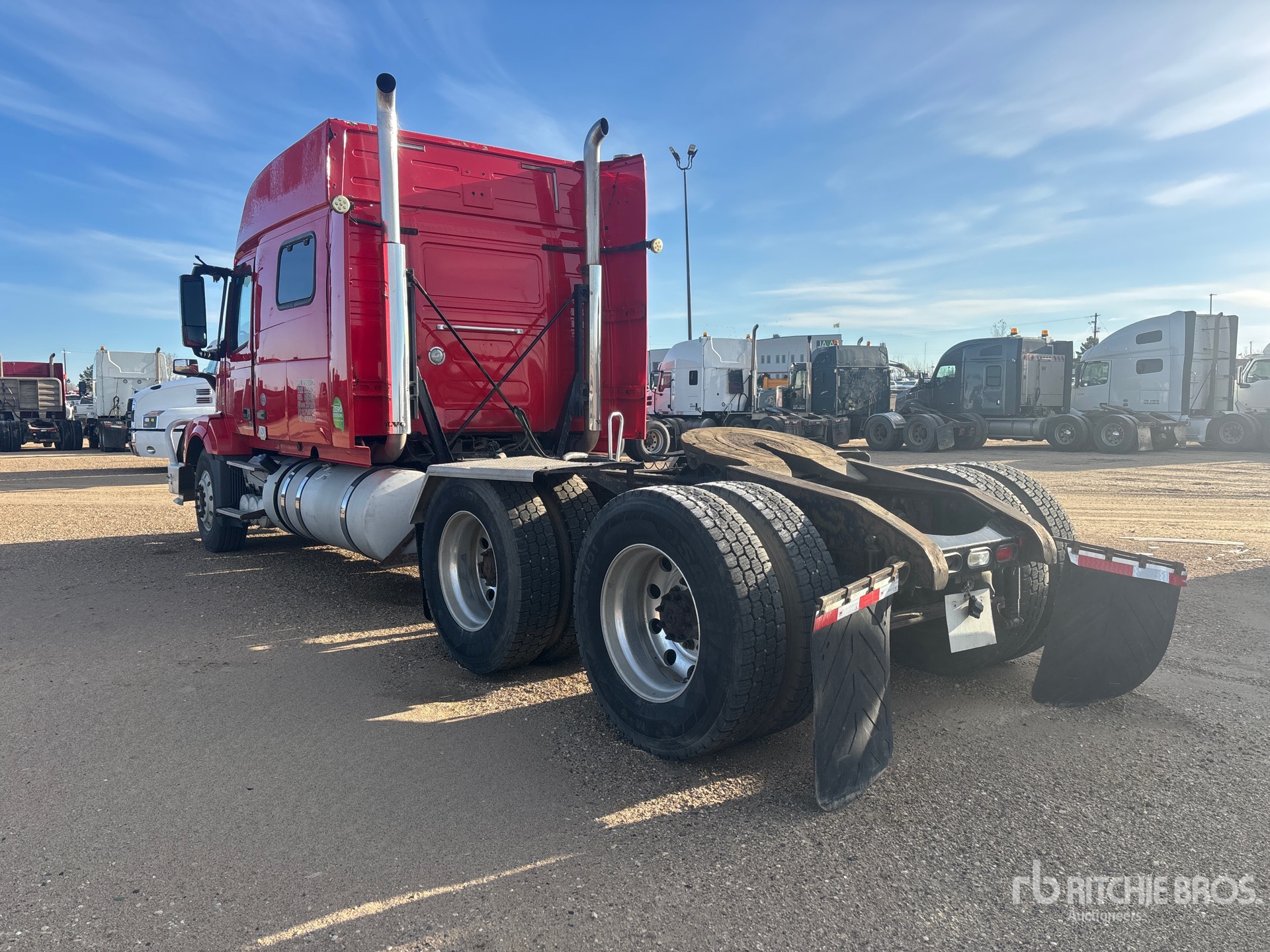 2016 Volvo VNL