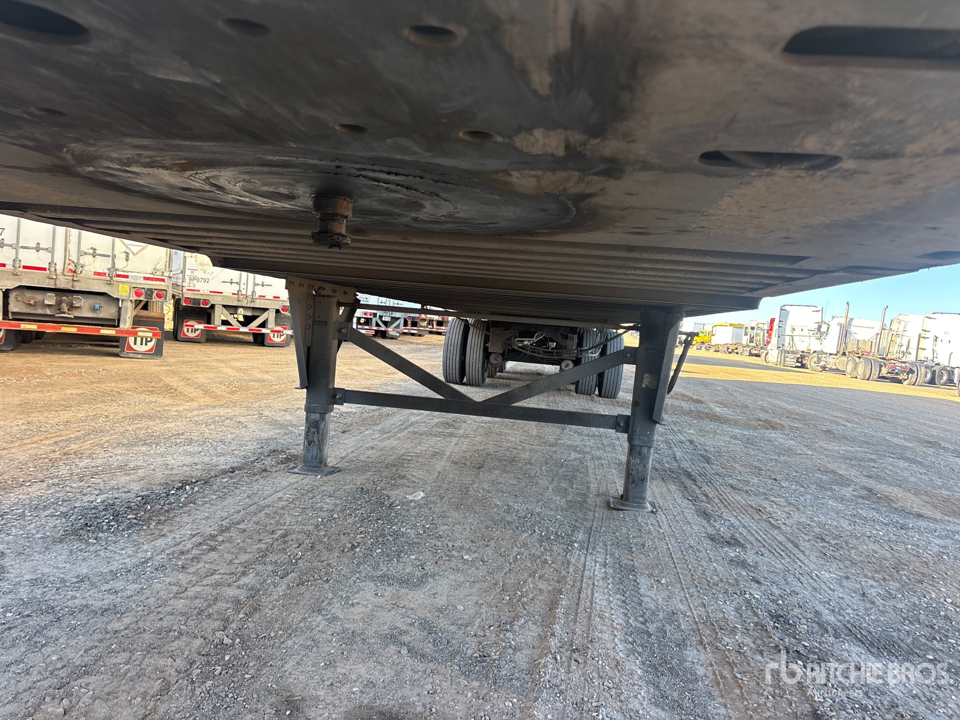 2020 Hyundai 53 FT X 102 IN TRI/A