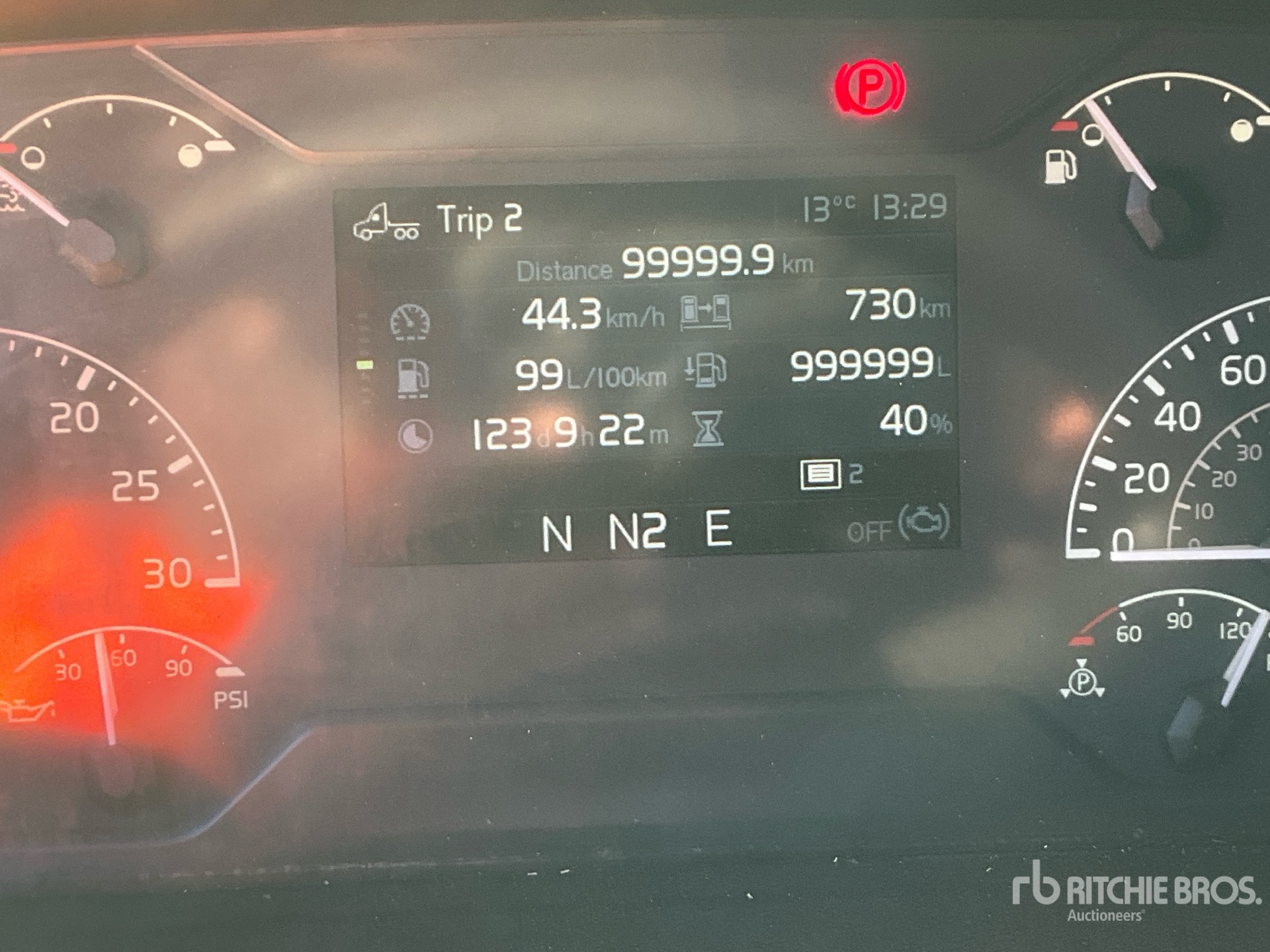 2019 Volvo VNL760