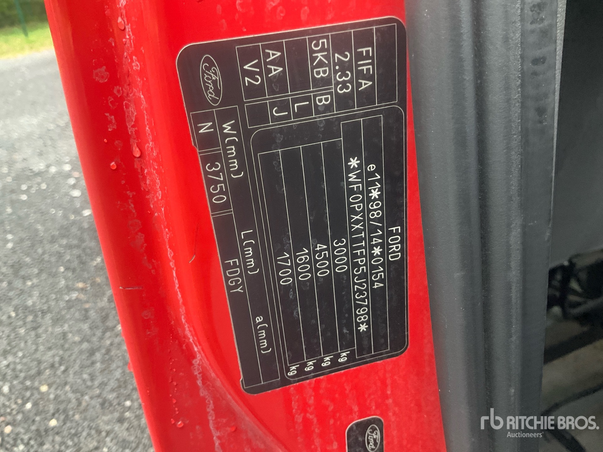 2005 Ford TRANSIT