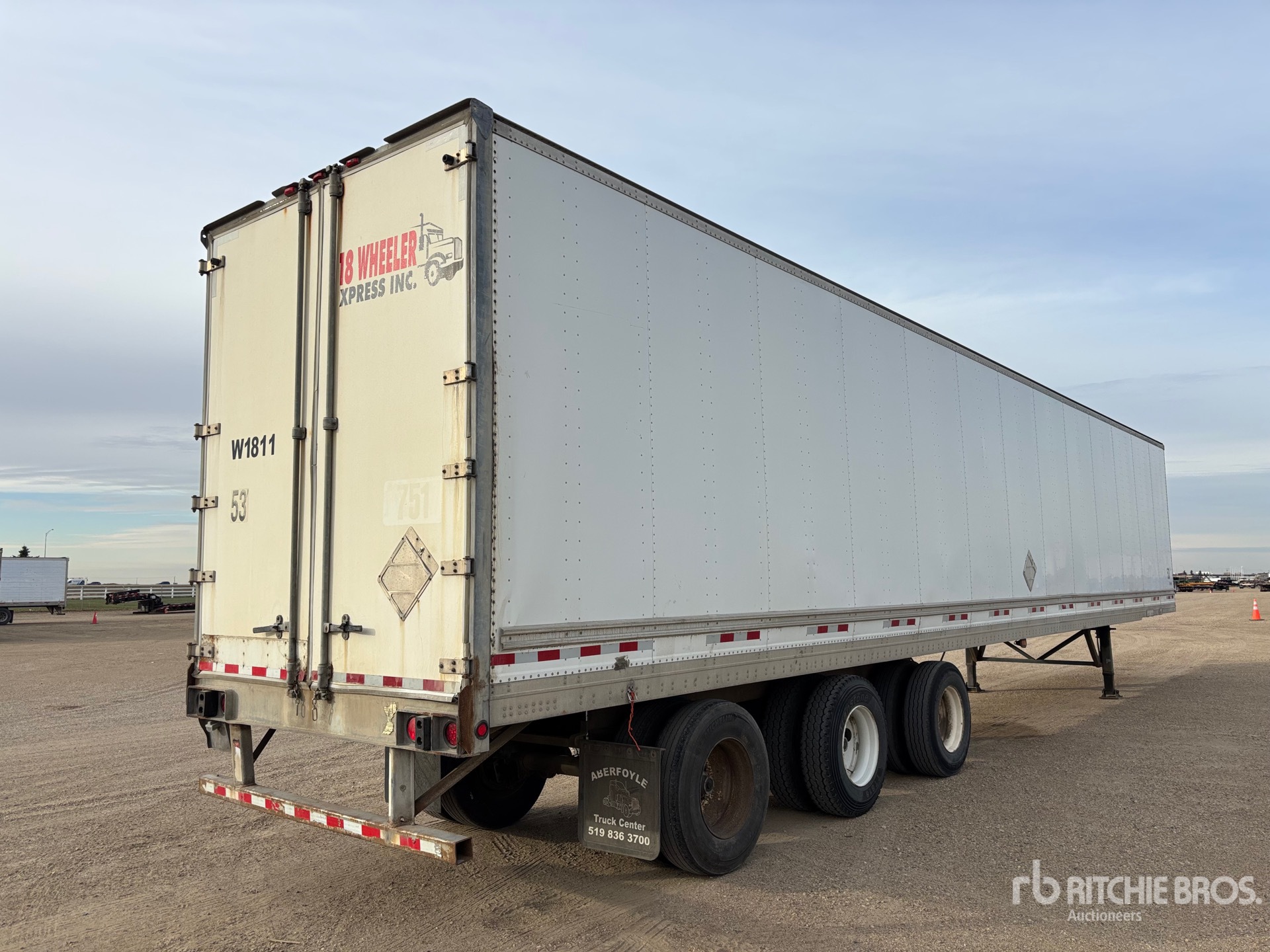 2004 Manac FV943