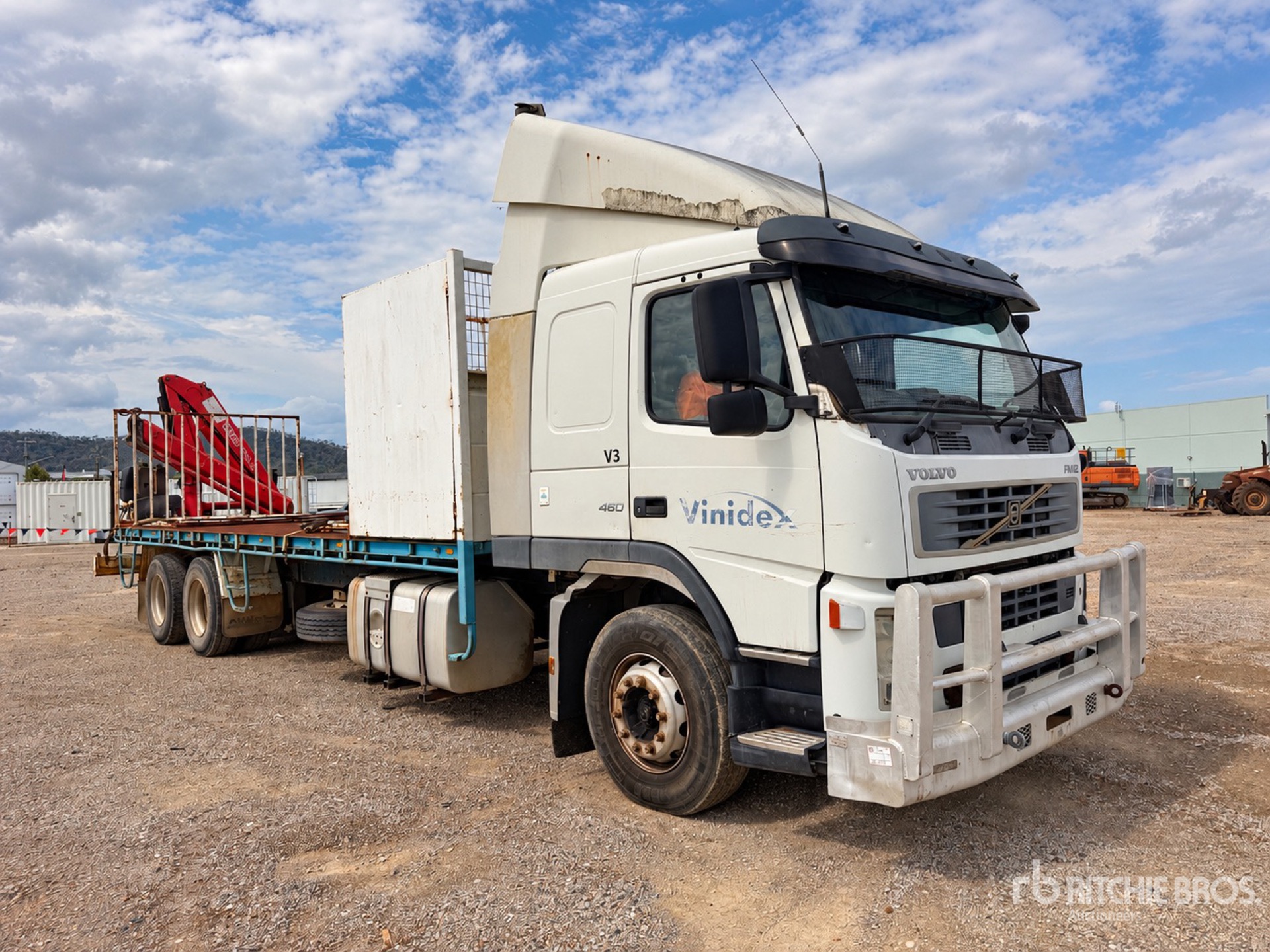 2004 Volvo FM12-460