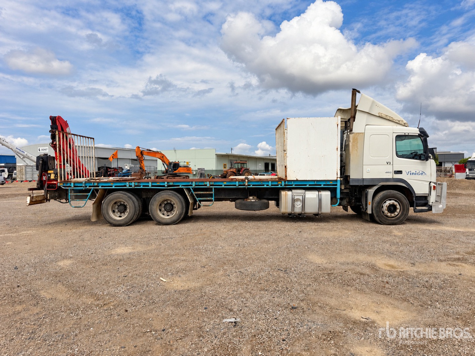 2004 Volvo FM12-460