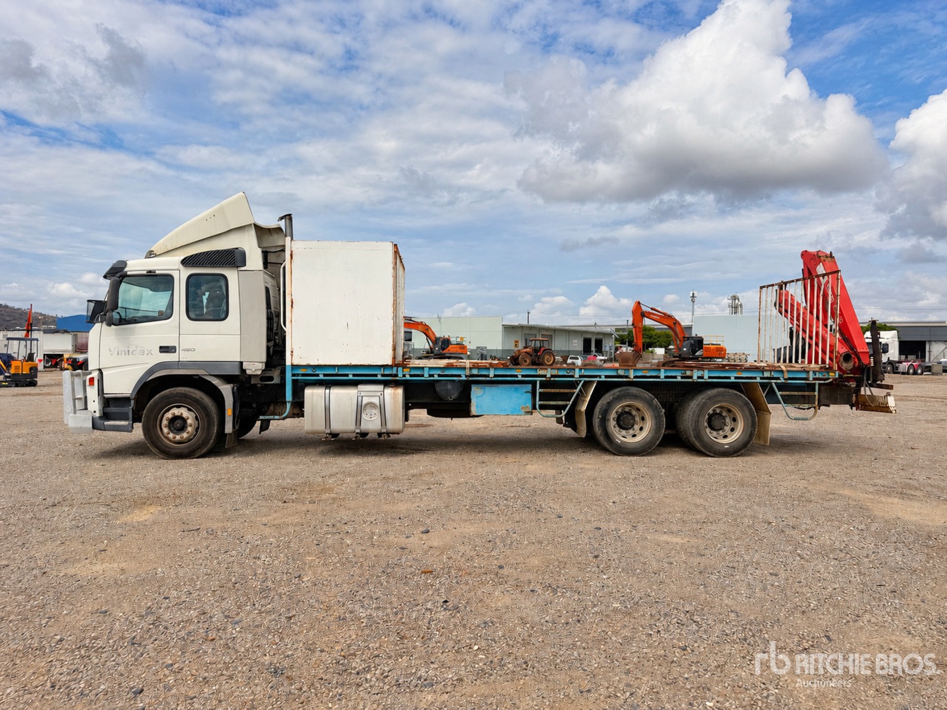 2004 Volvo FM12-460