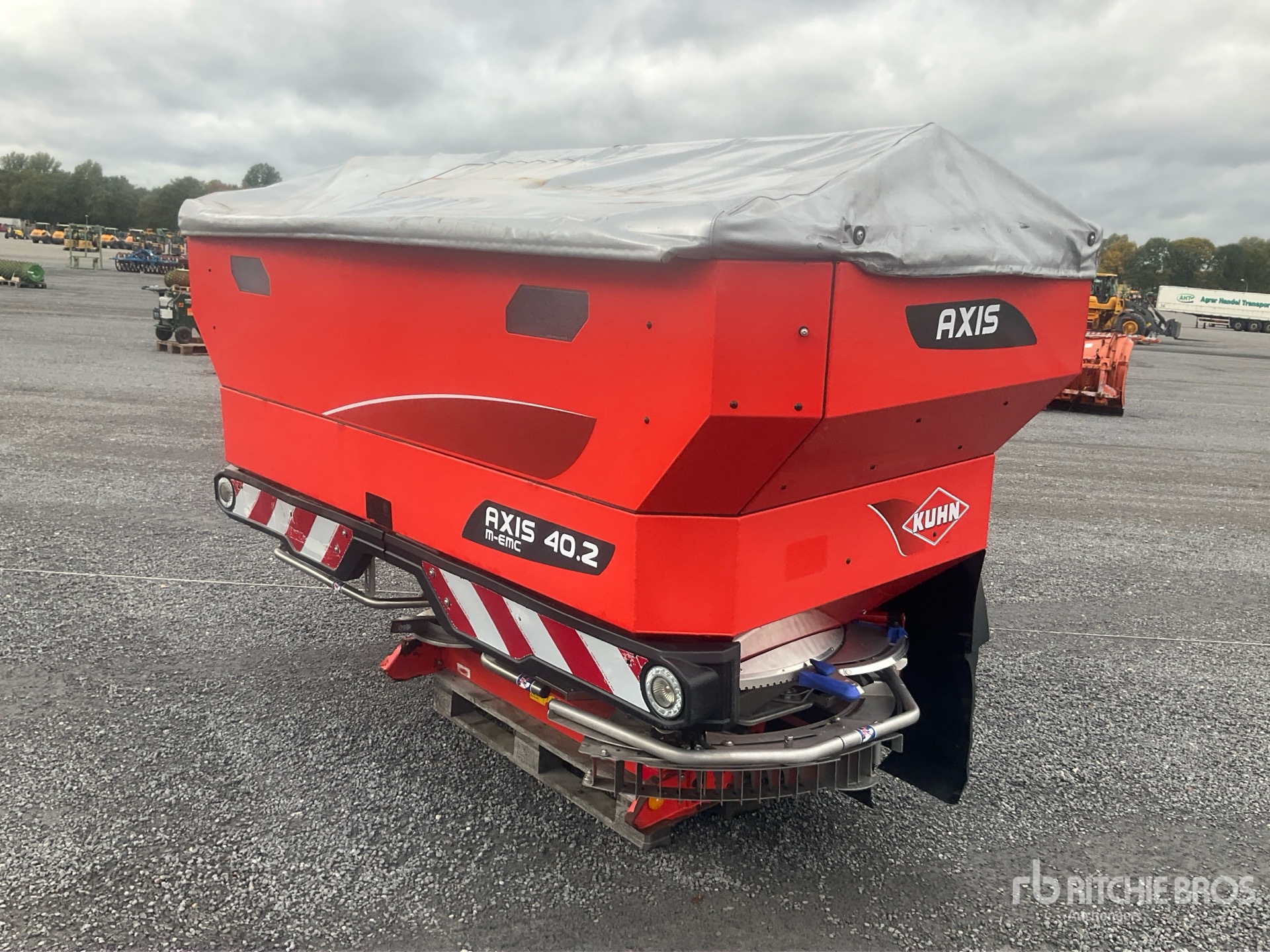 2018 Kuhn AXIS M40.2 EMC