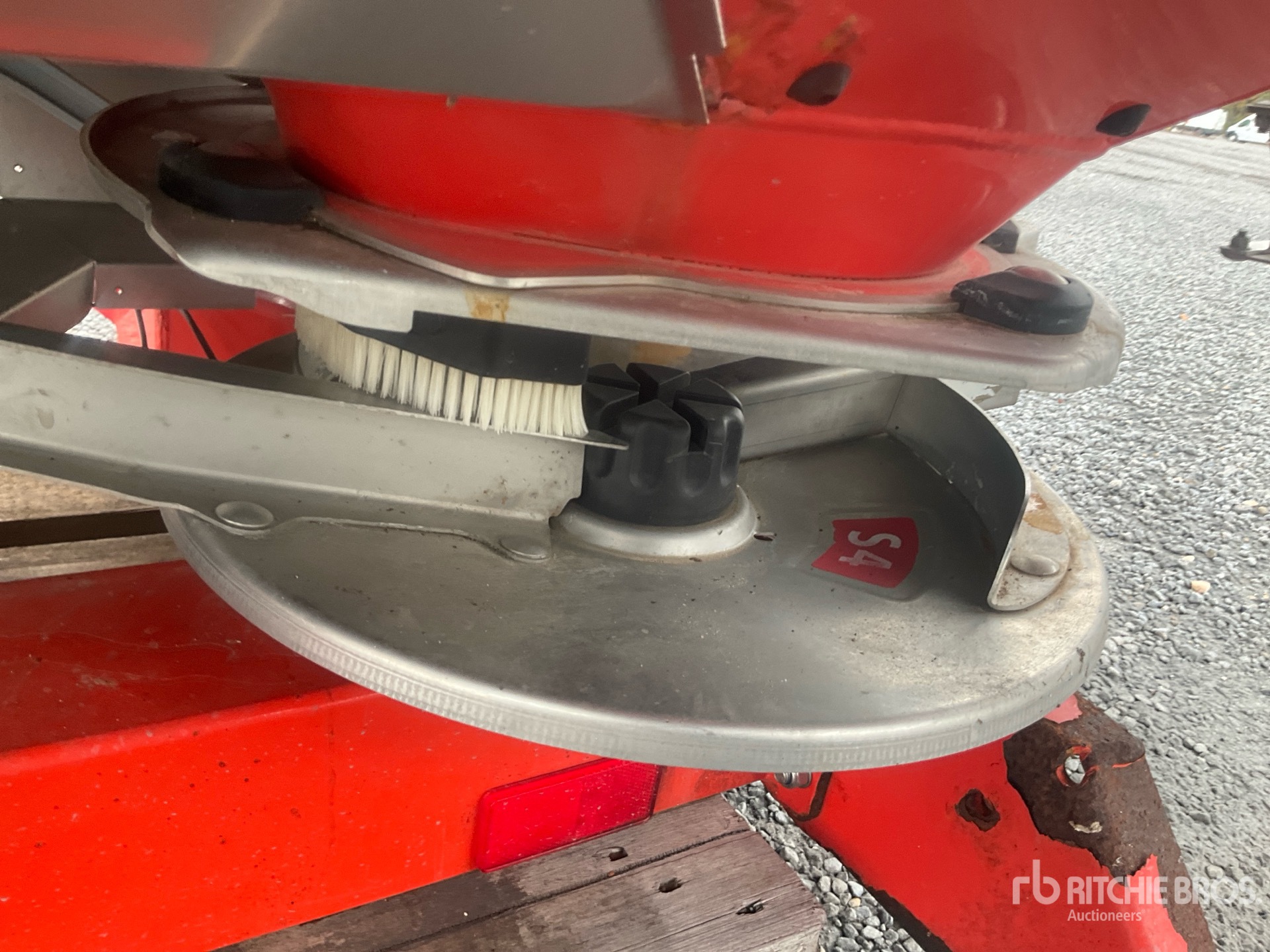 2018 Kuhn AXIS M40.2 EMC