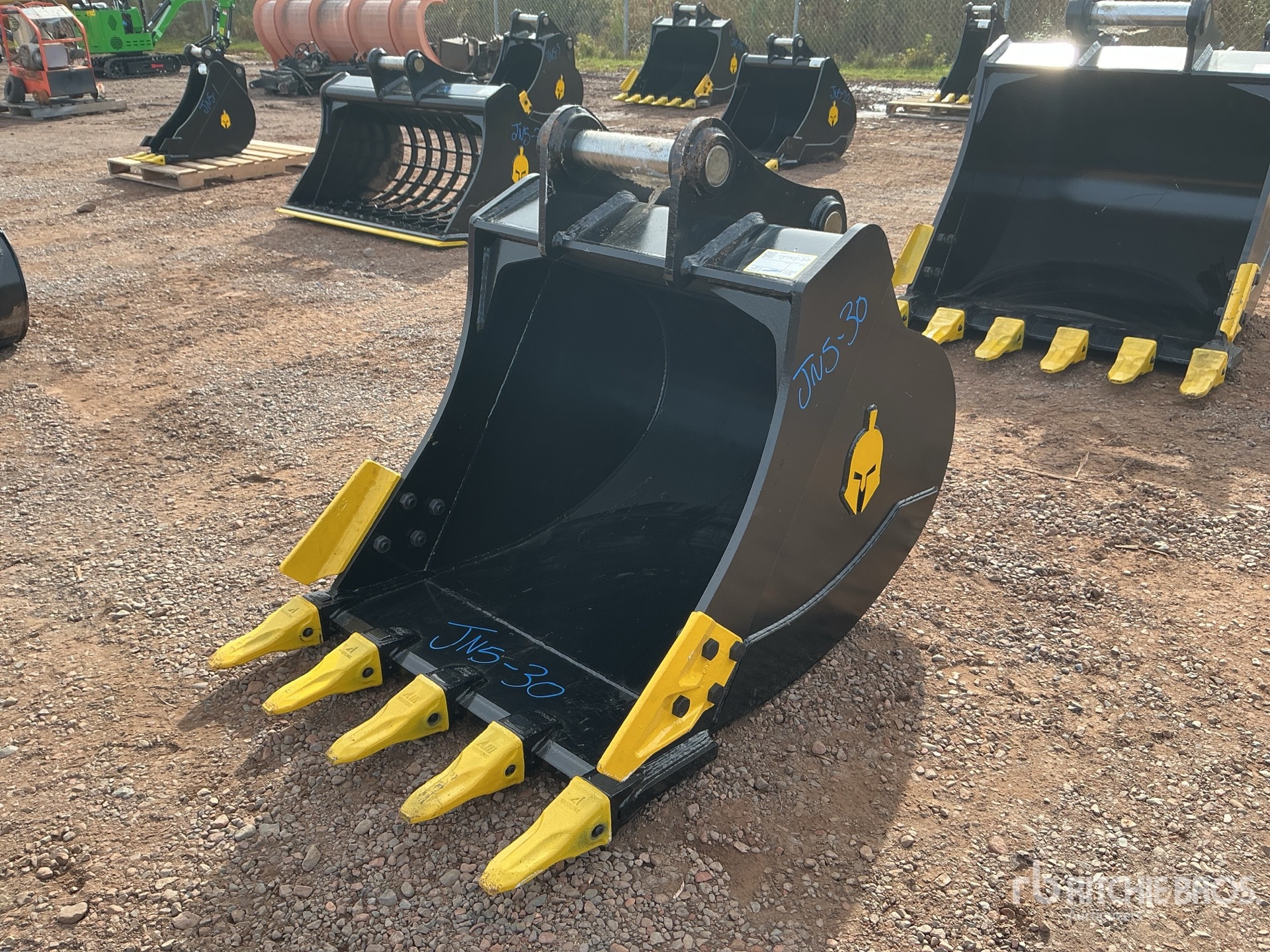 Photo of Trojan 36 in Digging - Fits 65 mm Cat  ...