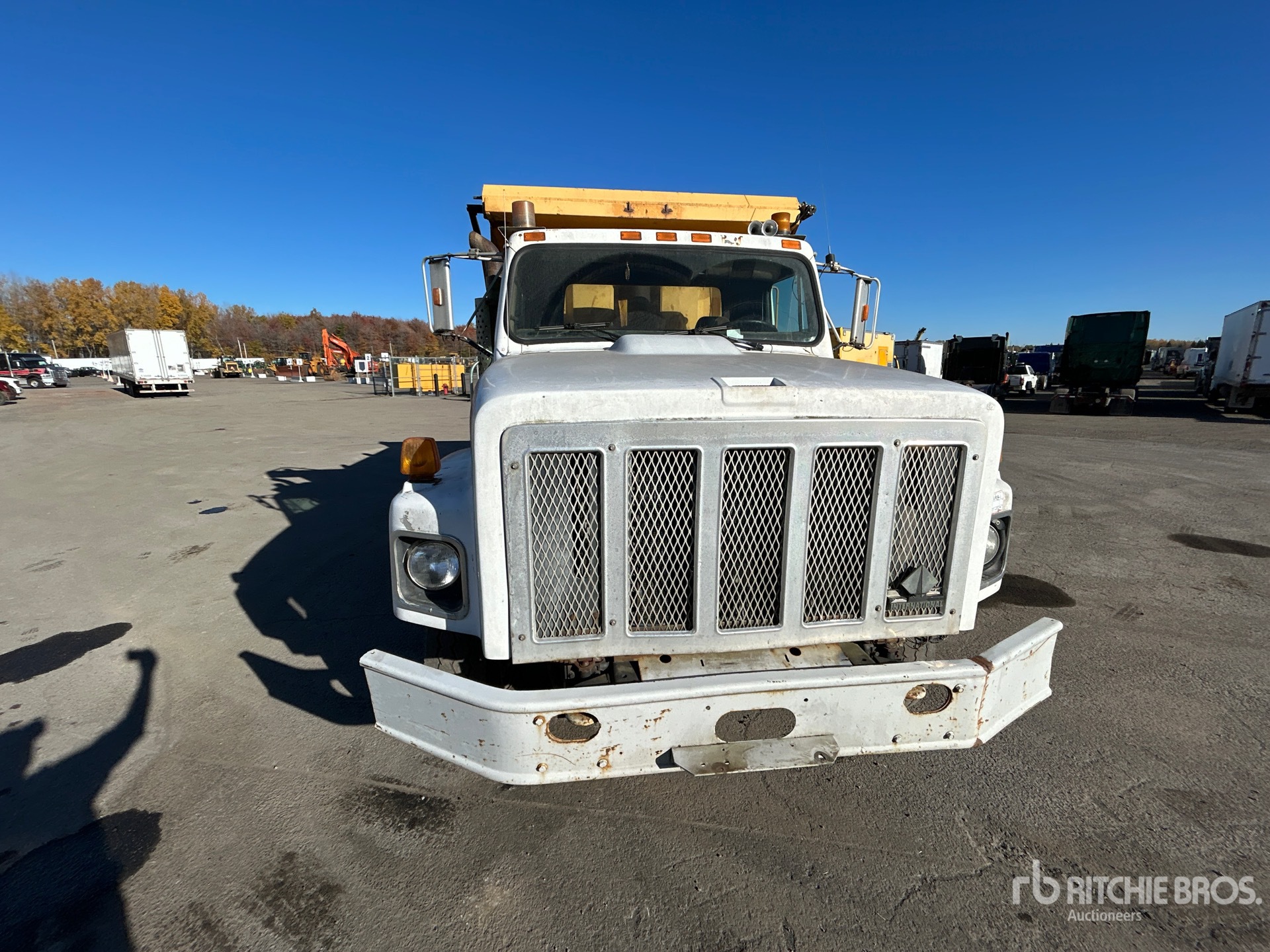 1994 International 2600 GLR