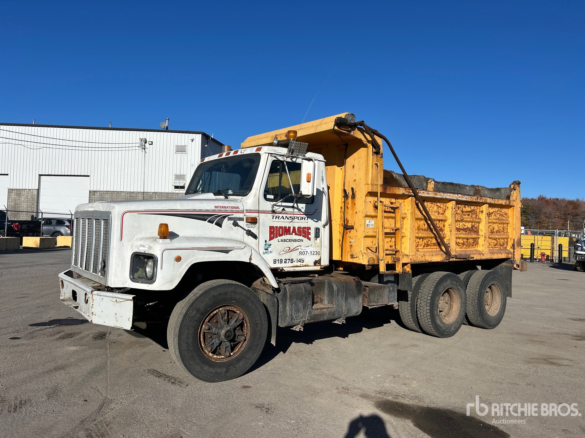 1994 International 2600 GLR