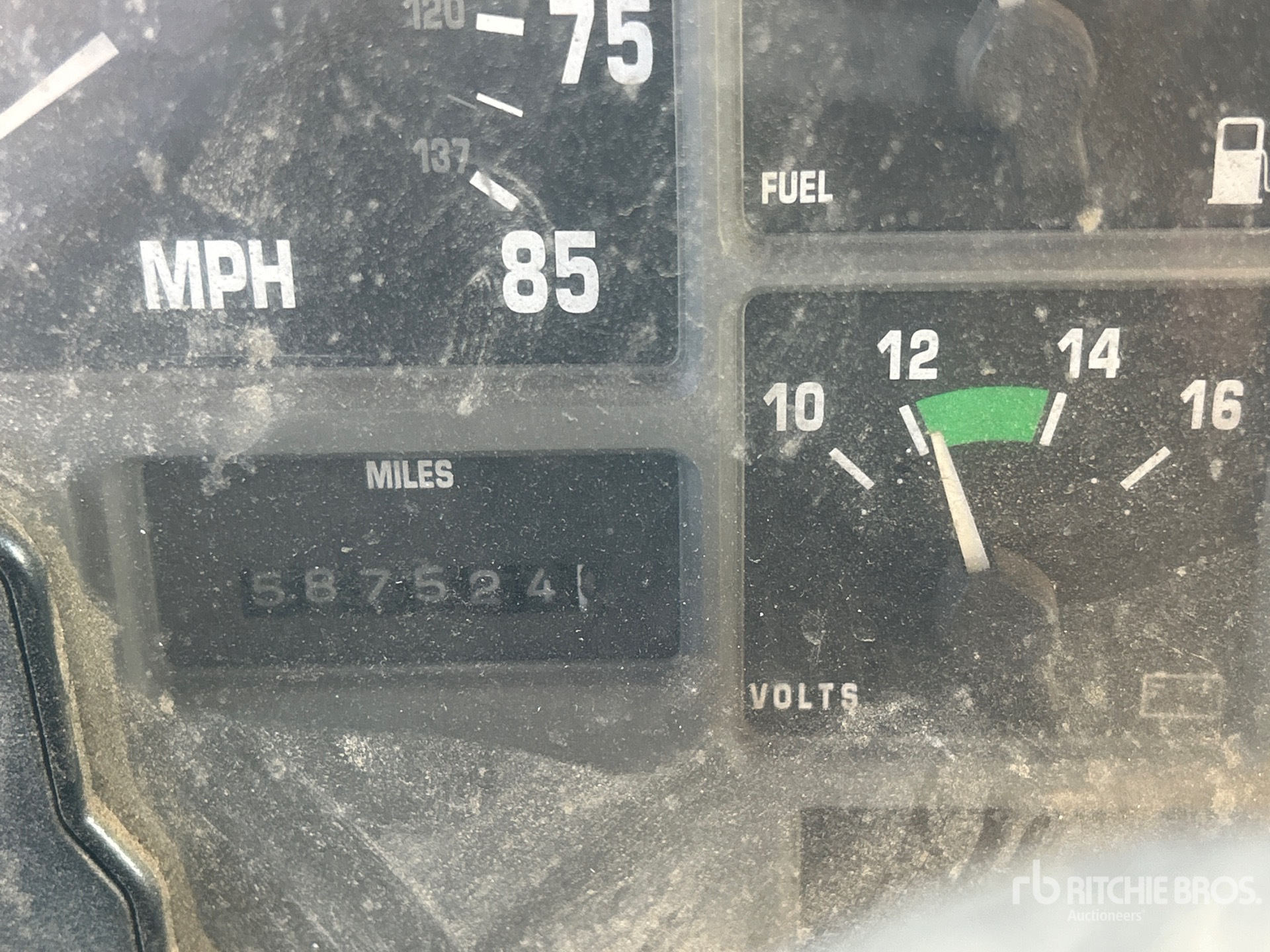 1994 International 2600 GLR