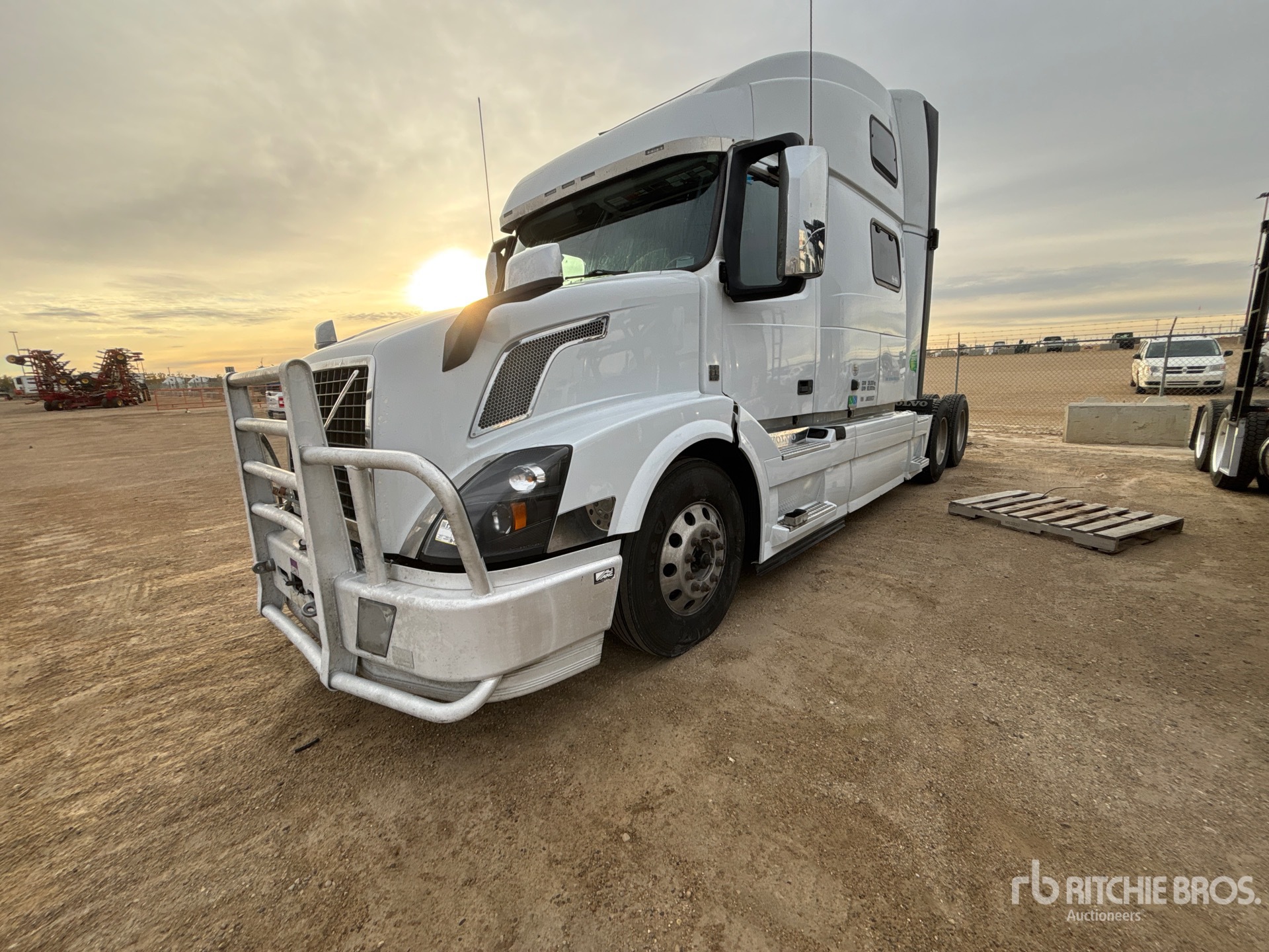 2018 Volvo VNL64