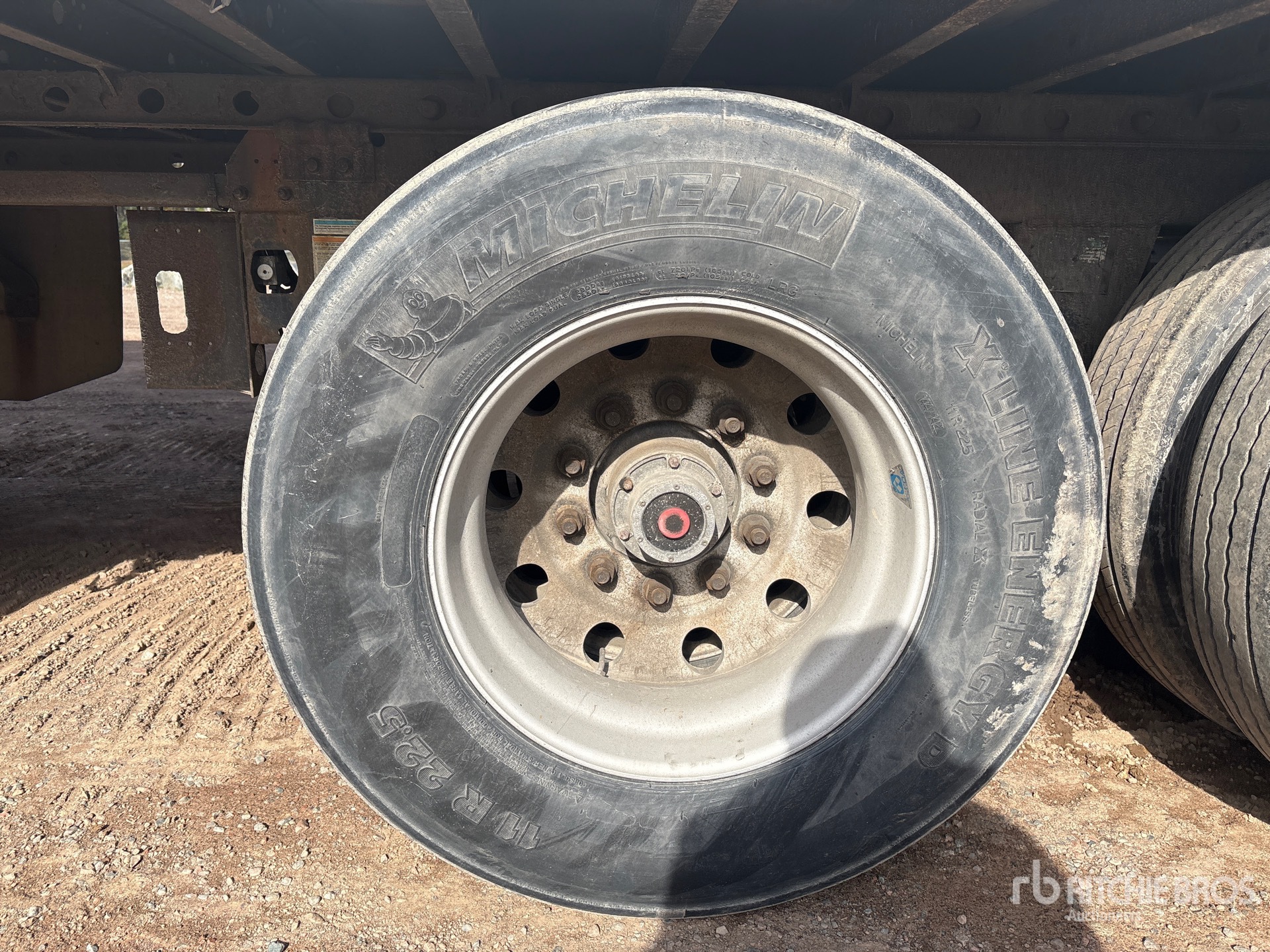 2013 Utility VS2RA
