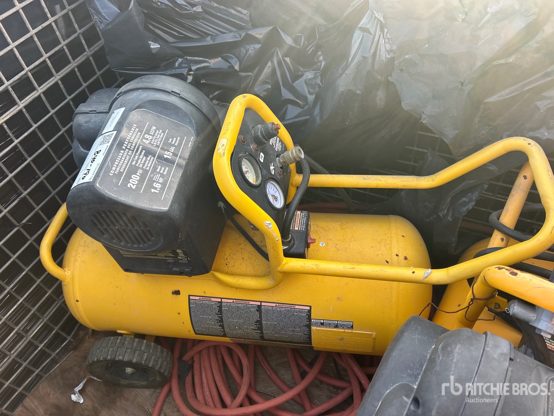 Dewalt QUANTITY OF (2) 4.8 CFM ELECTRI ...