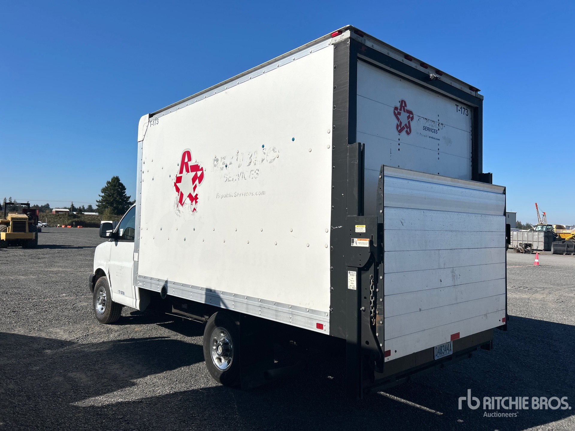 2013 Chevrolet EXPRESS 3500