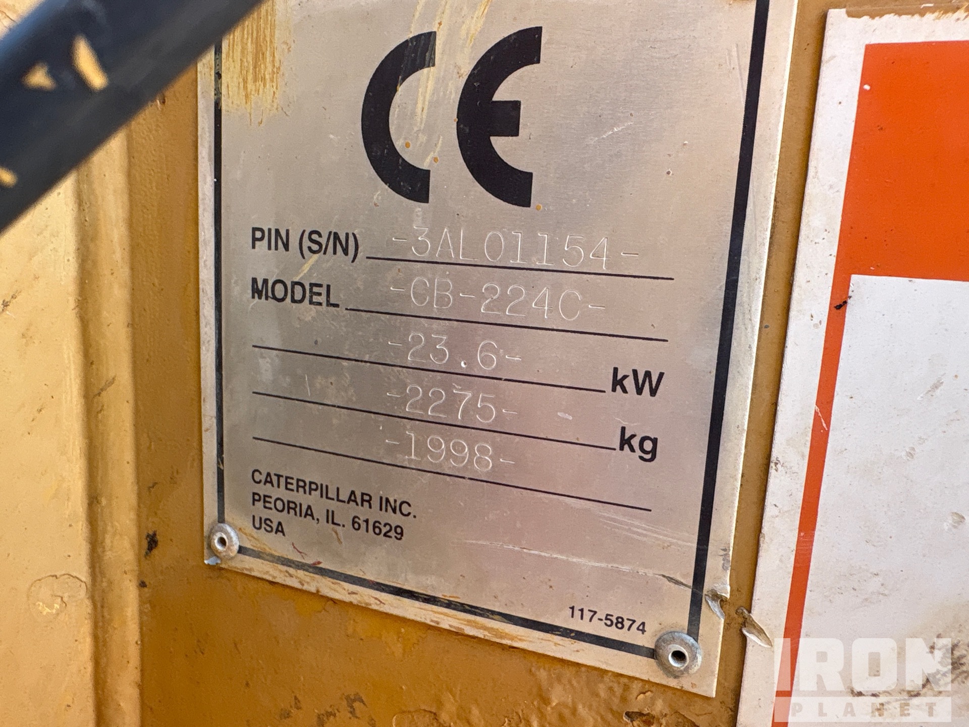 1998 Caterpillar CB224C
