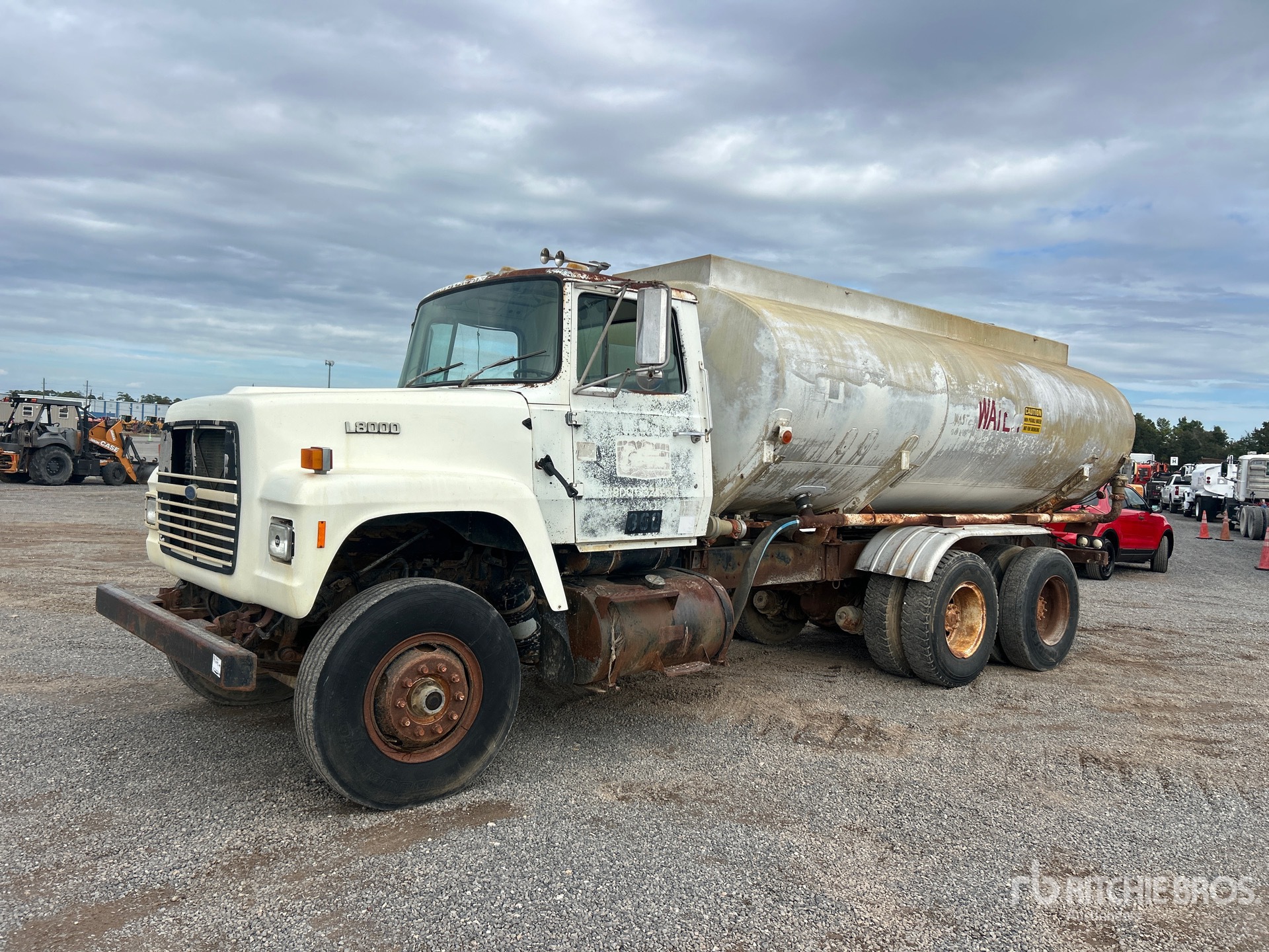 1988 Ford L8000