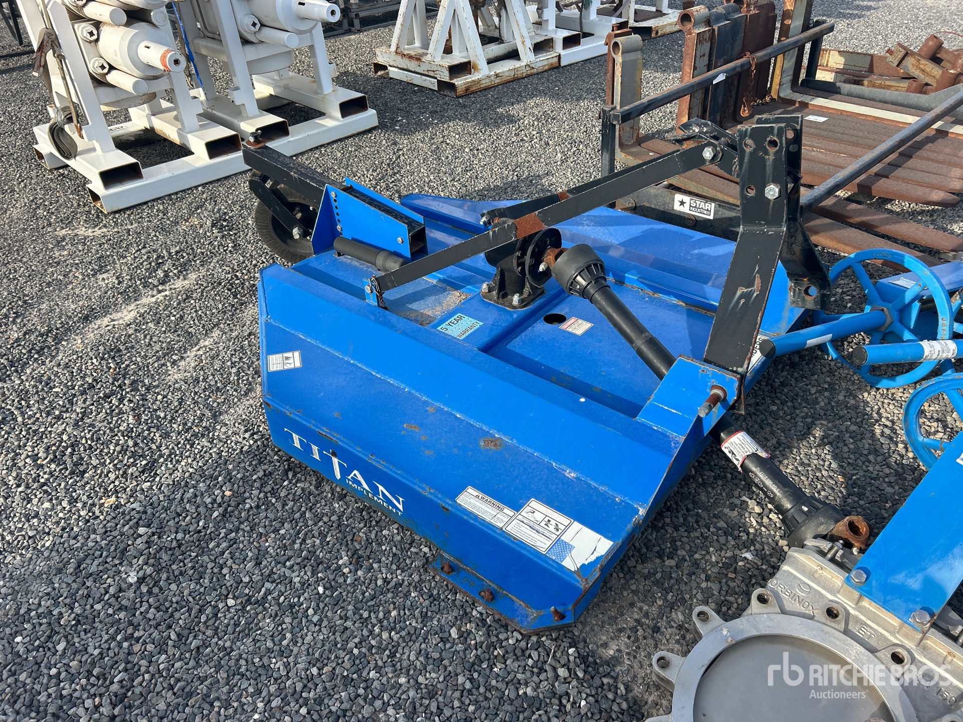 Titan 5 FT 3-POINT HITCH