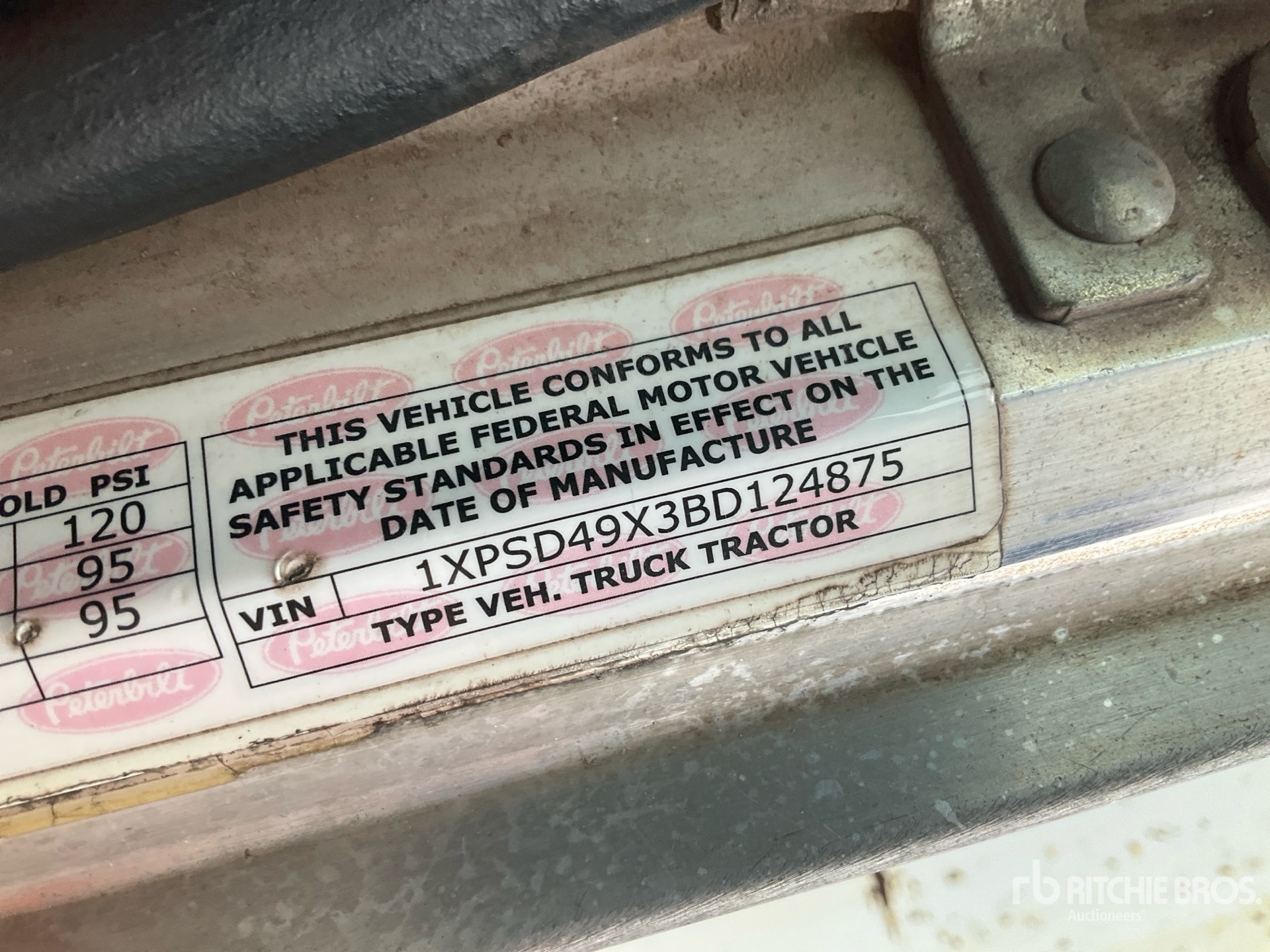 2011 Peterbilt 365