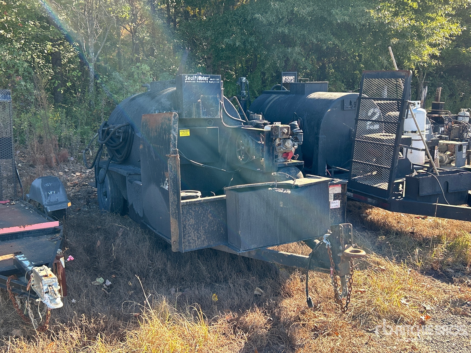 Seal Master Towable Asphalt Trailer