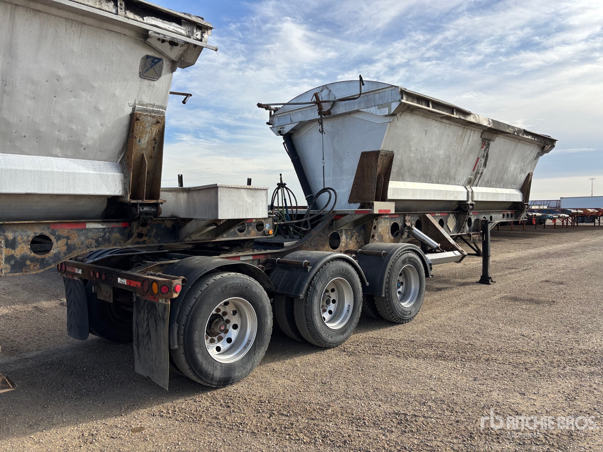 2009 Gerrys 21 FT TRI/A SUPER B-TRAIN LEAD