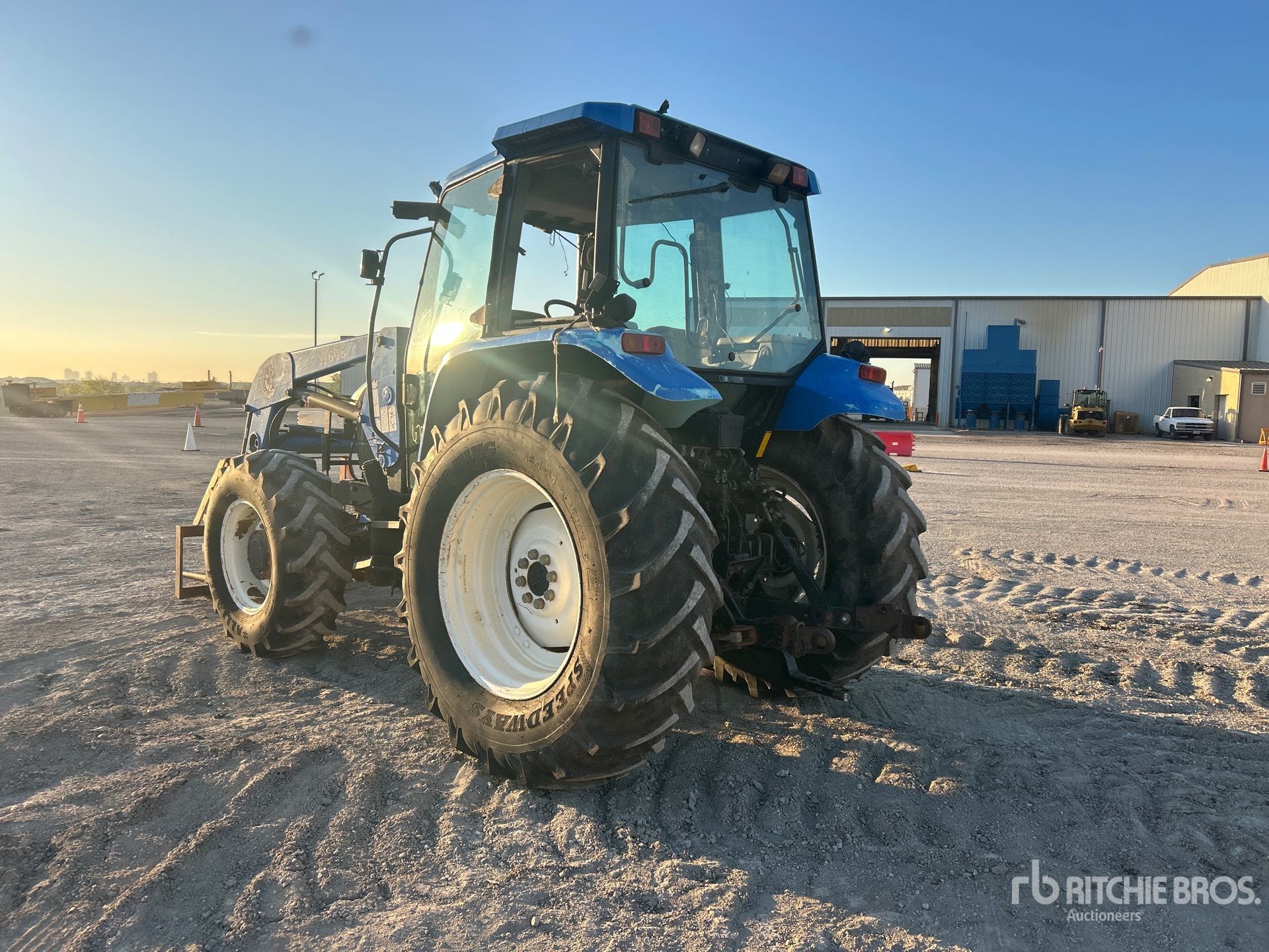 New Holland TS100