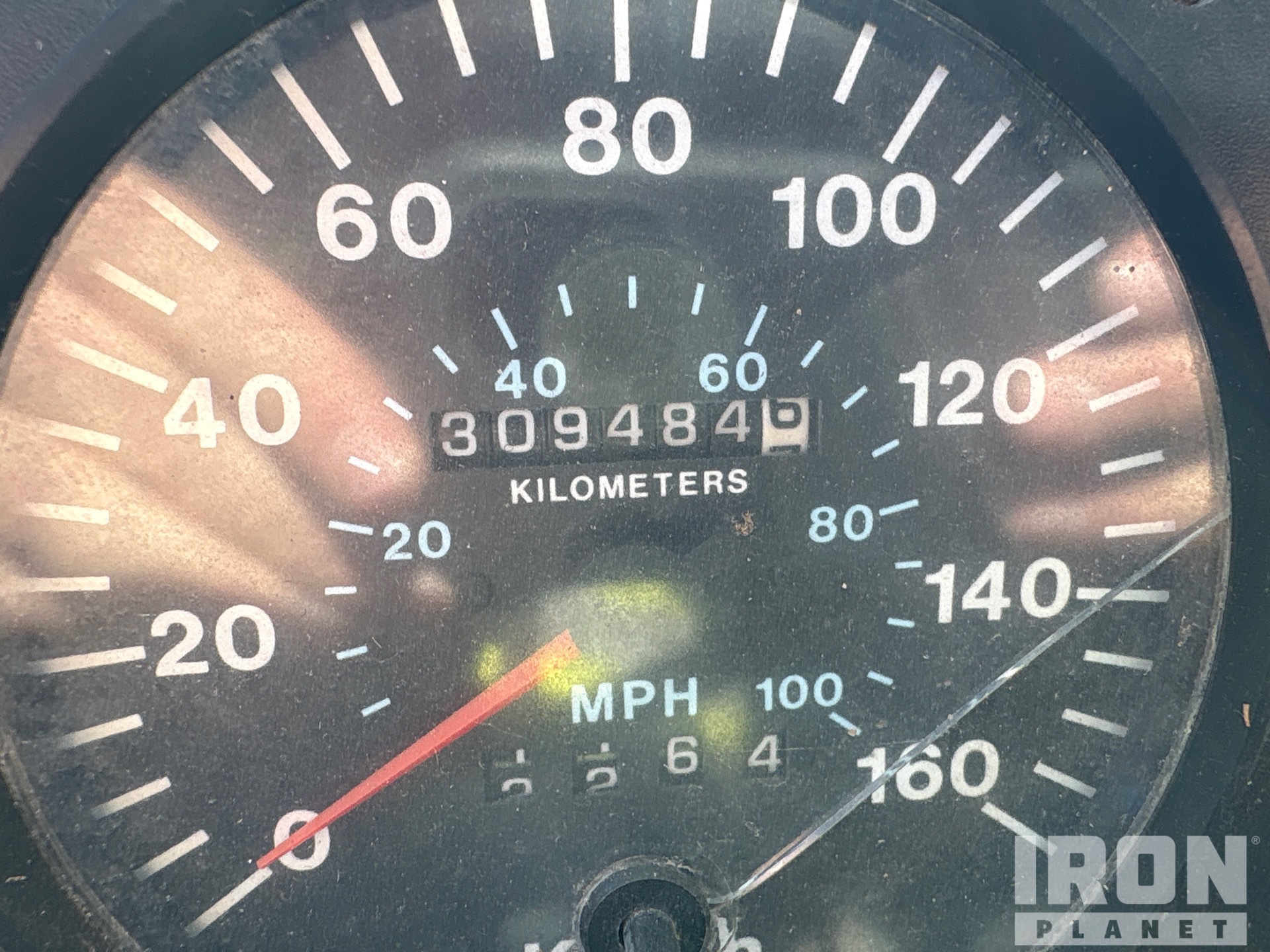 1996 Mack 700