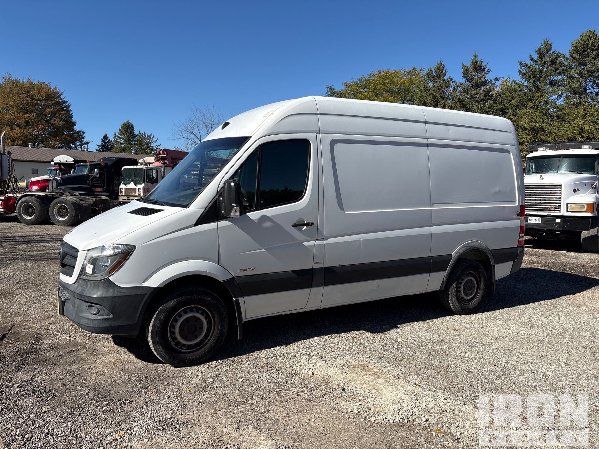 Photo of 2015 Mercedes-Benz SPRINTER 2500