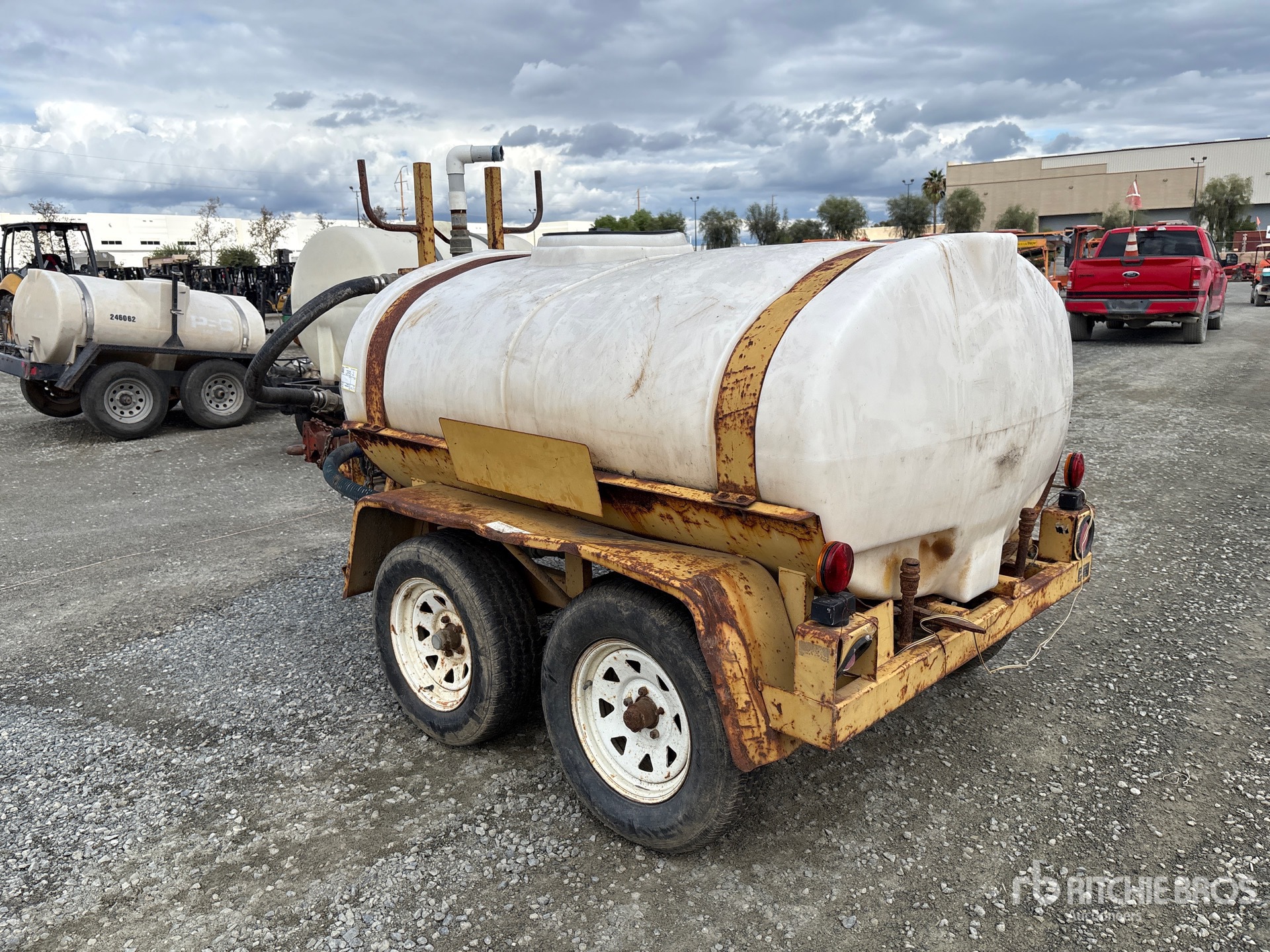 2004 Marksman 500 gal