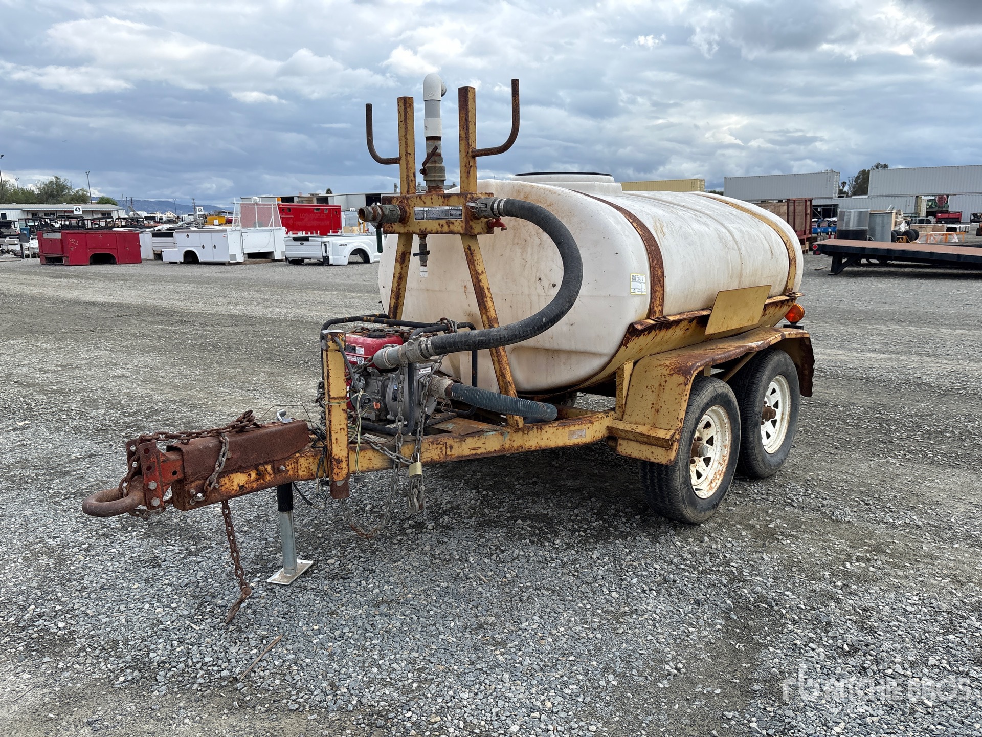2004 Marksman 500 gal
