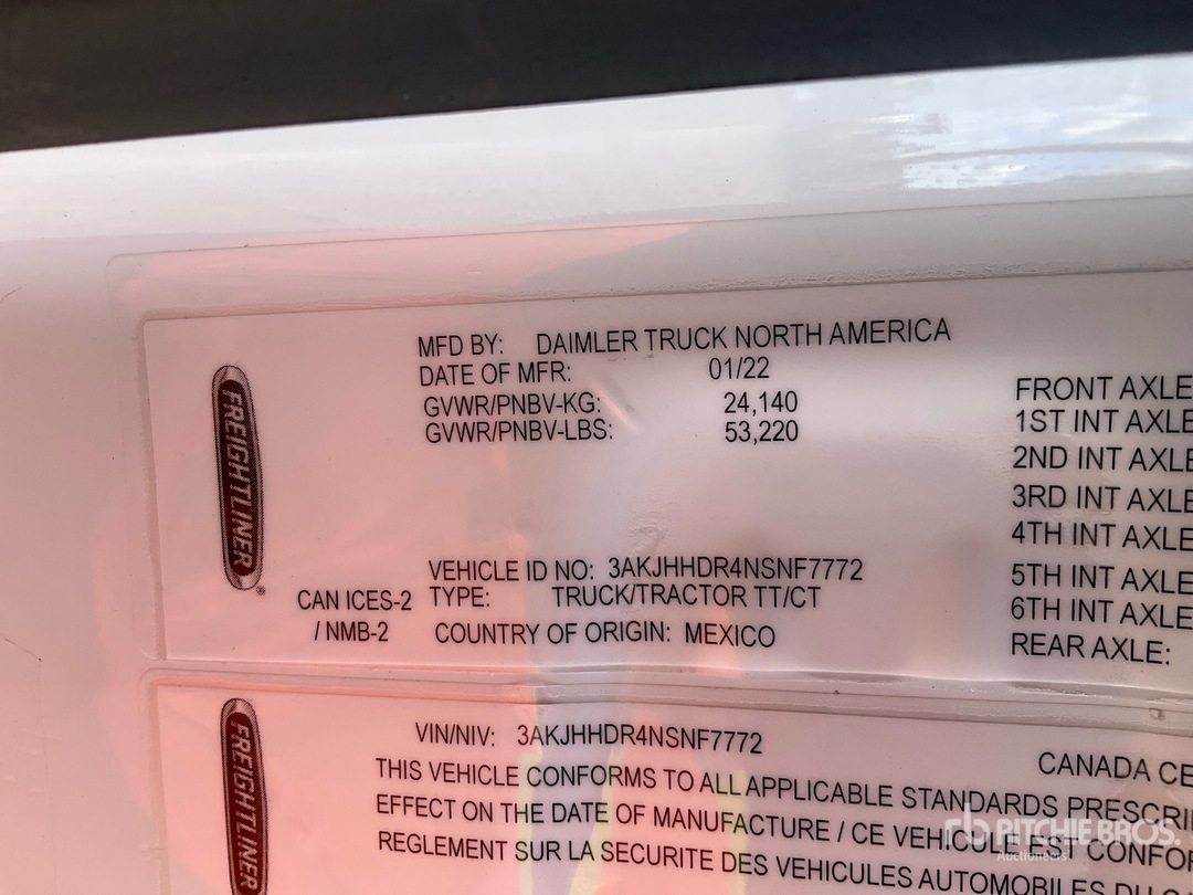 2022 Freightliner CASCADIA 126