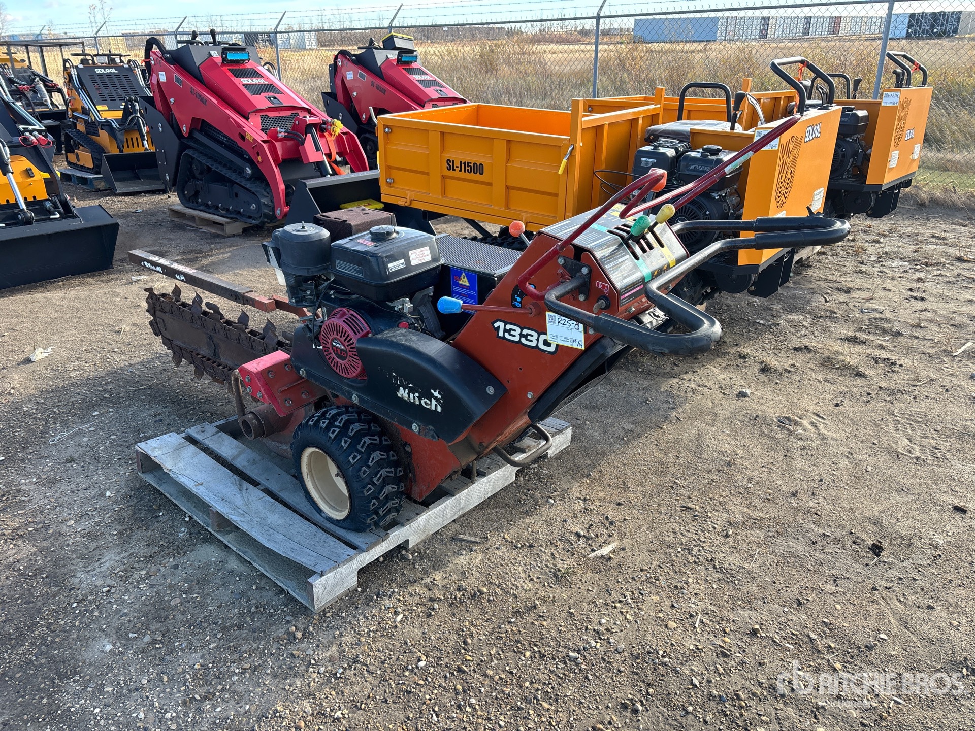 2005 Ditch Witch 1330H