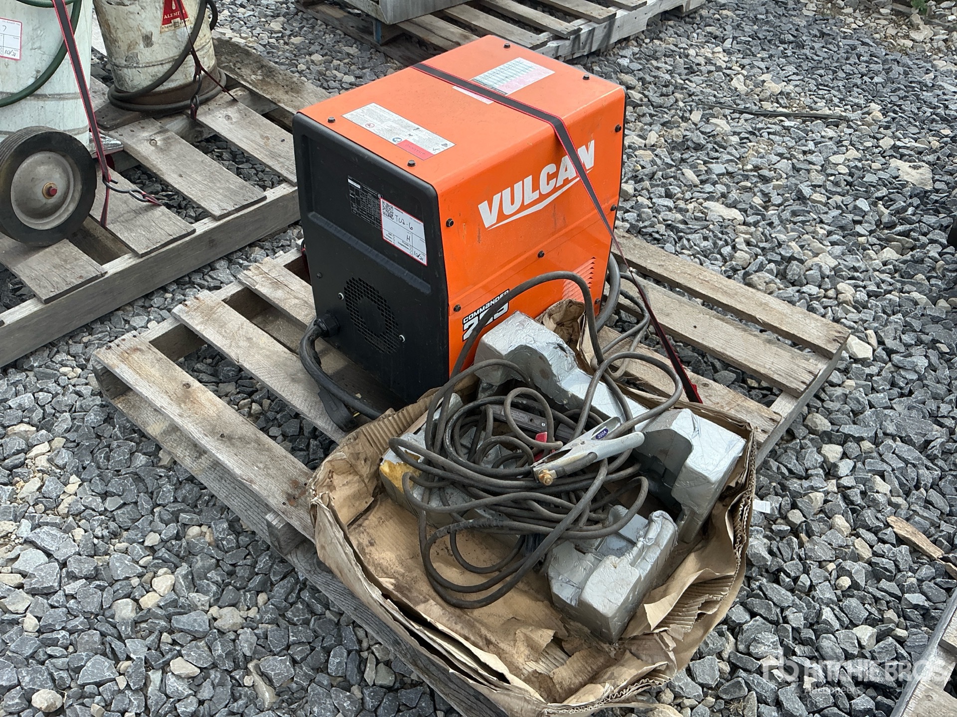 Vulcan 255 A SKID-MOUNTED STICK