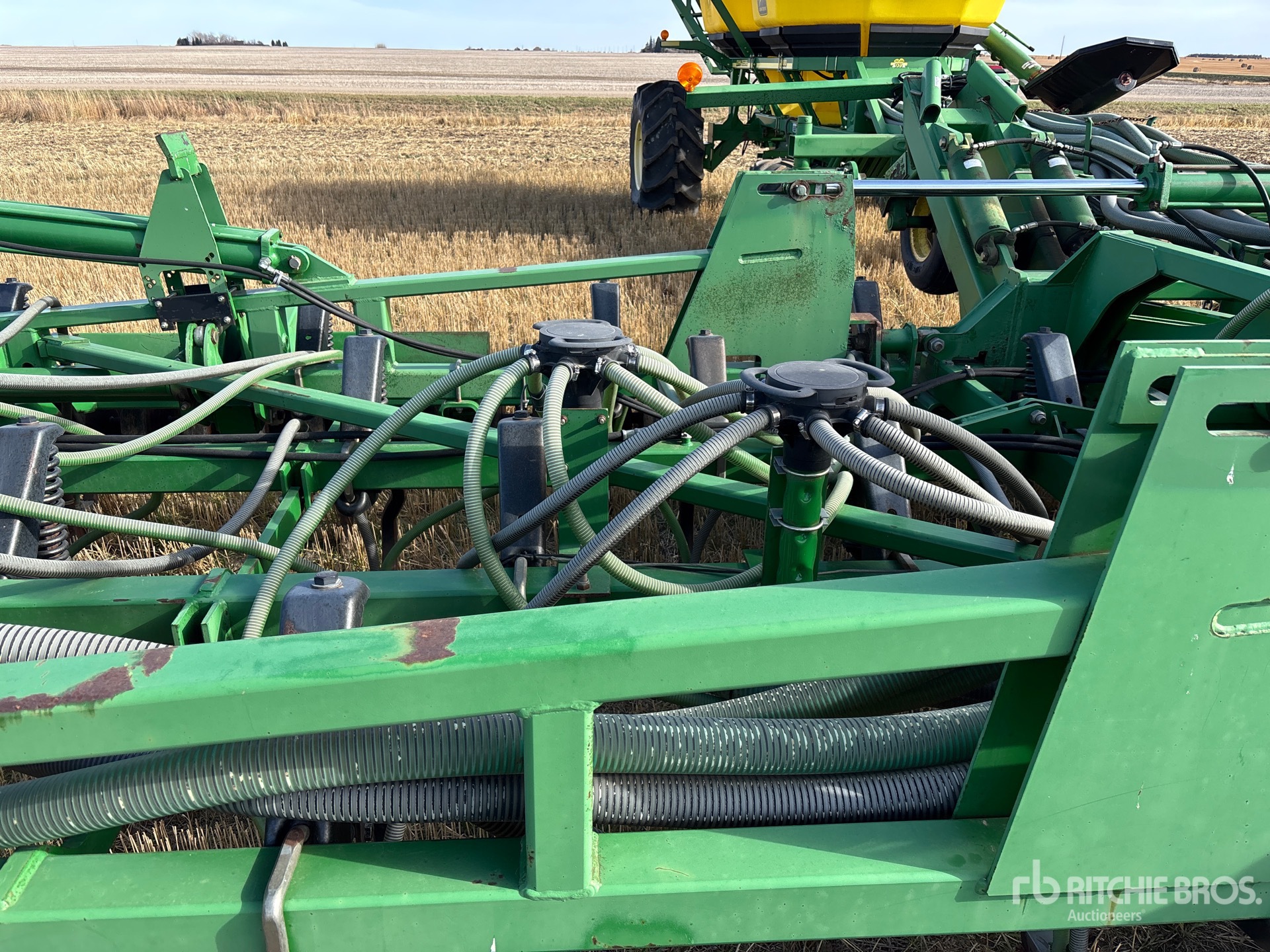 John Deere 1820