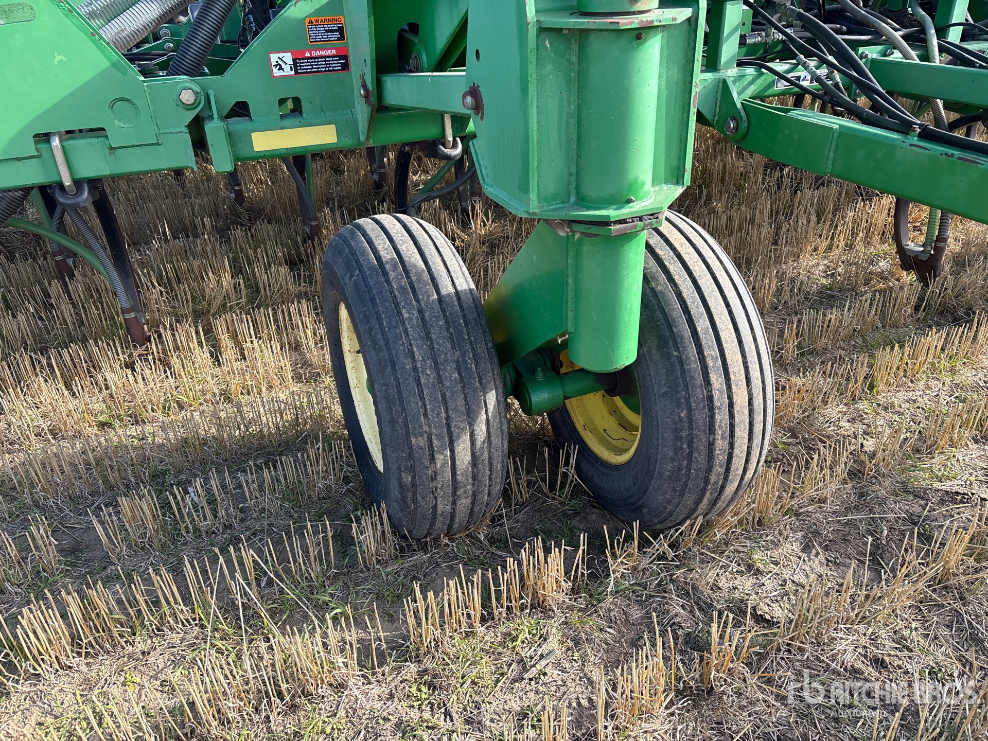 John Deere 1820
