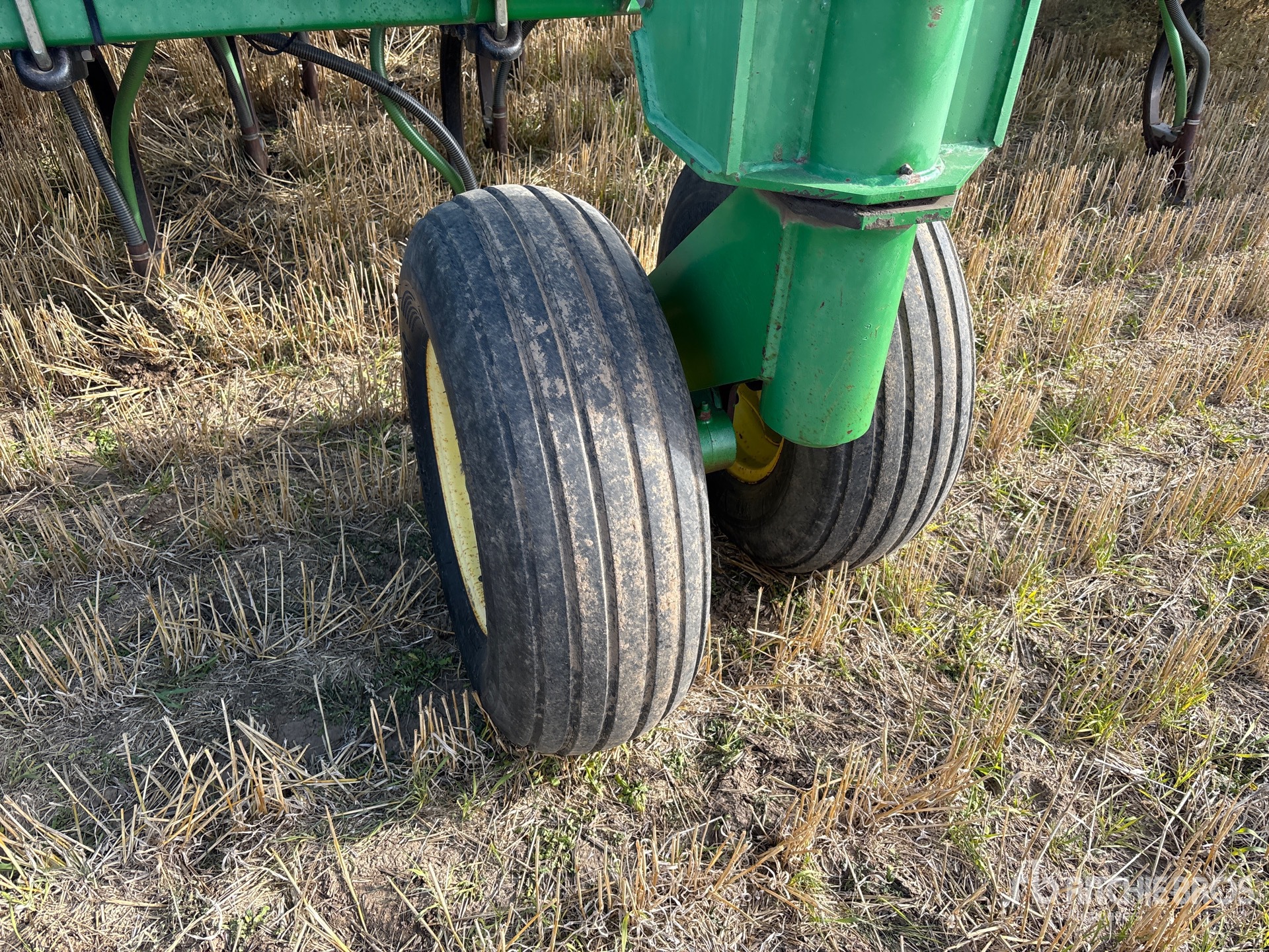 John Deere 1820