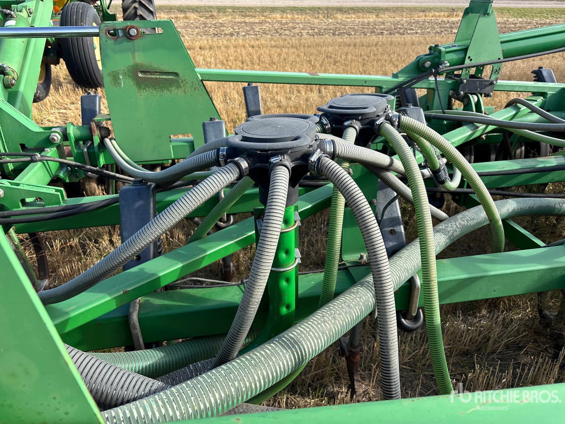 John Deere 1820
