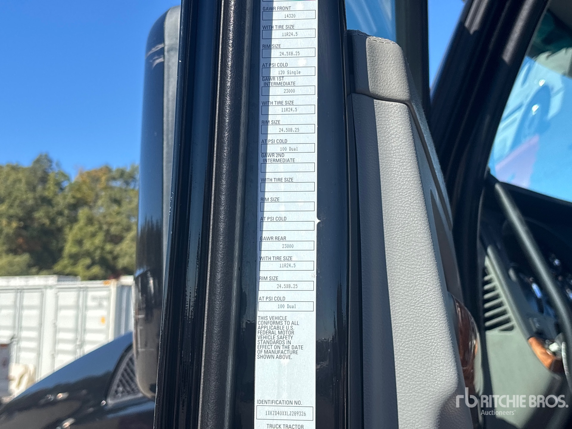 2020 Kenworth T880