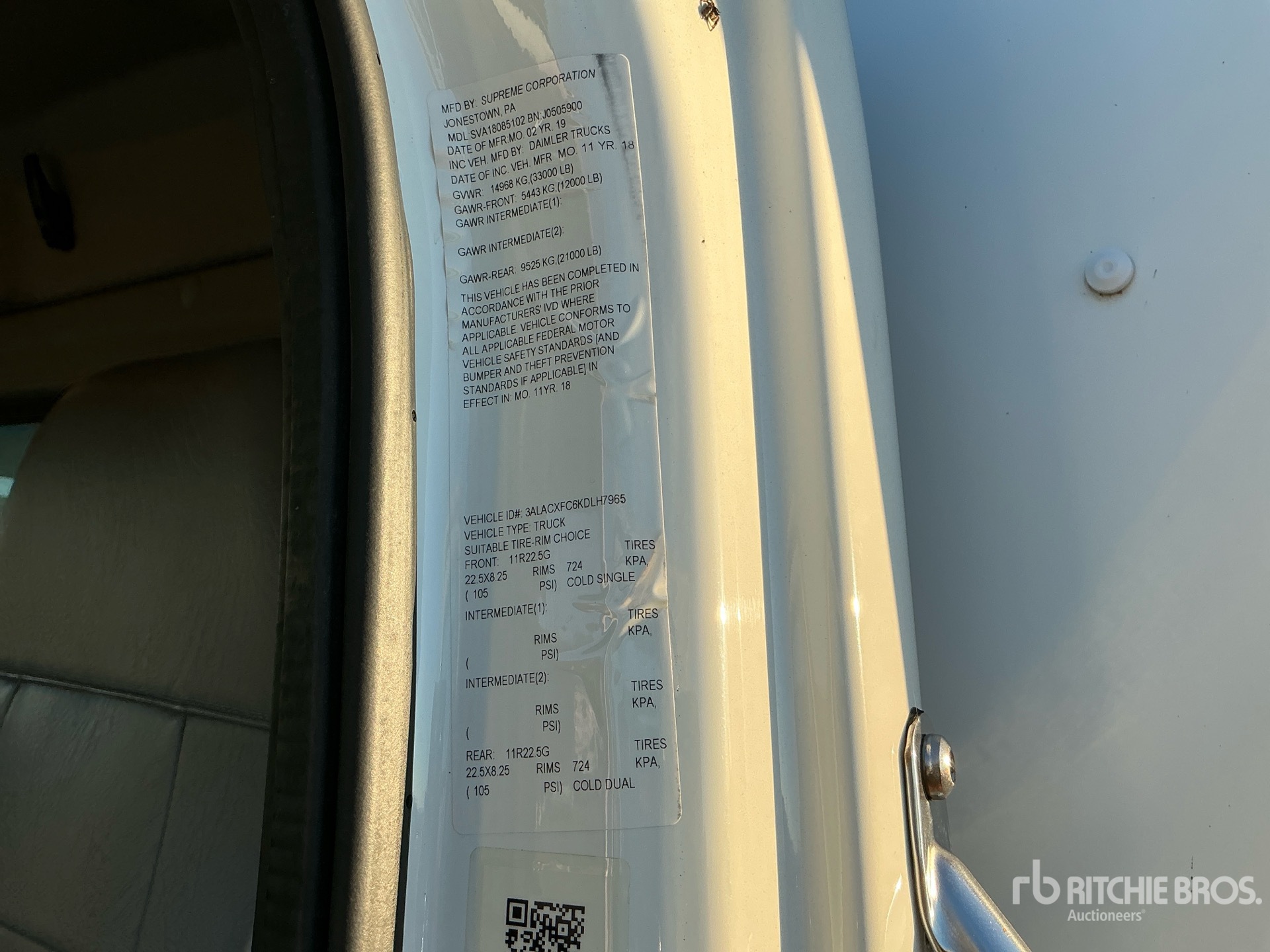 2019 Freightliner M2 106