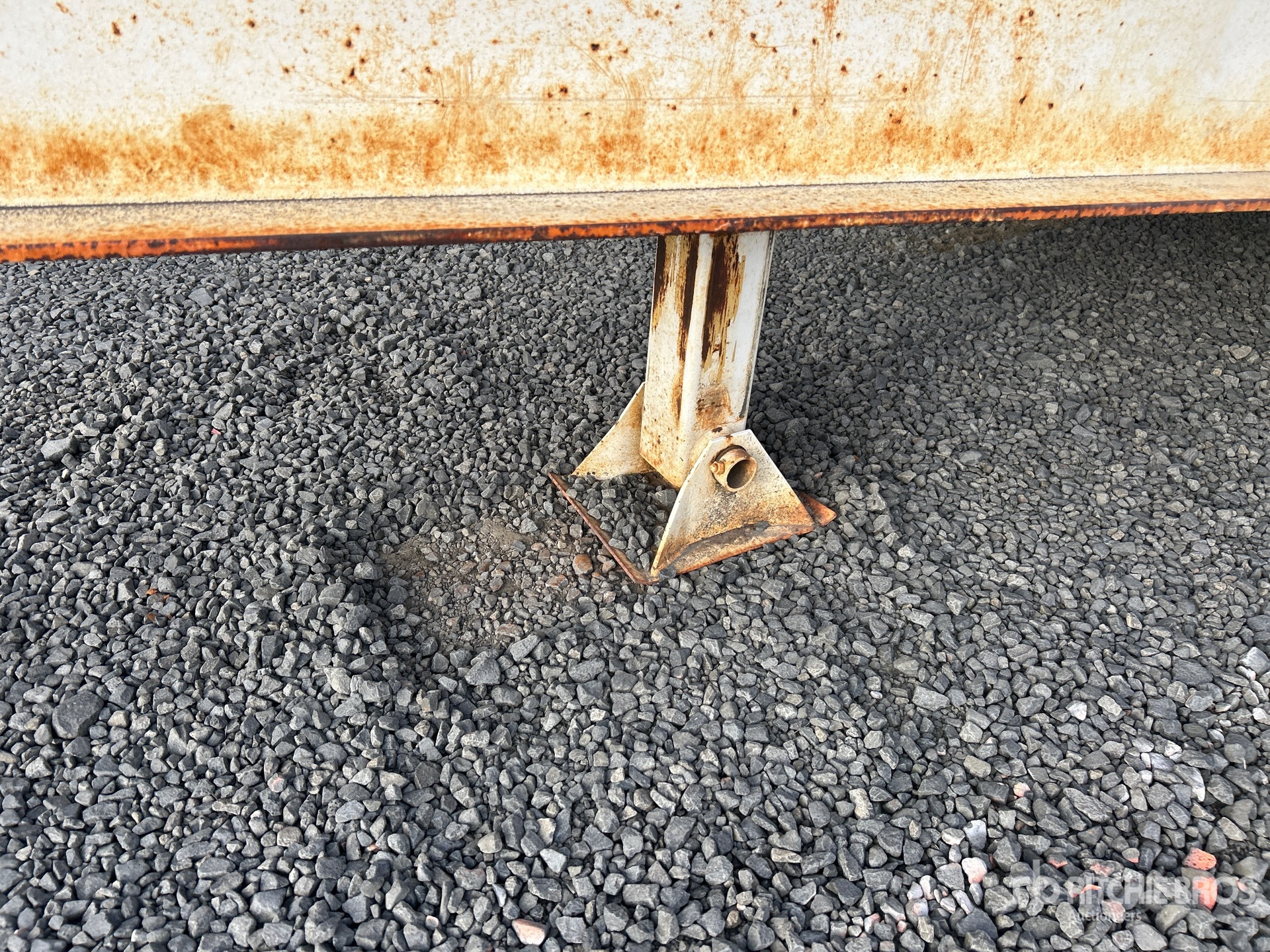 2000 Olympic 20 ton T/A