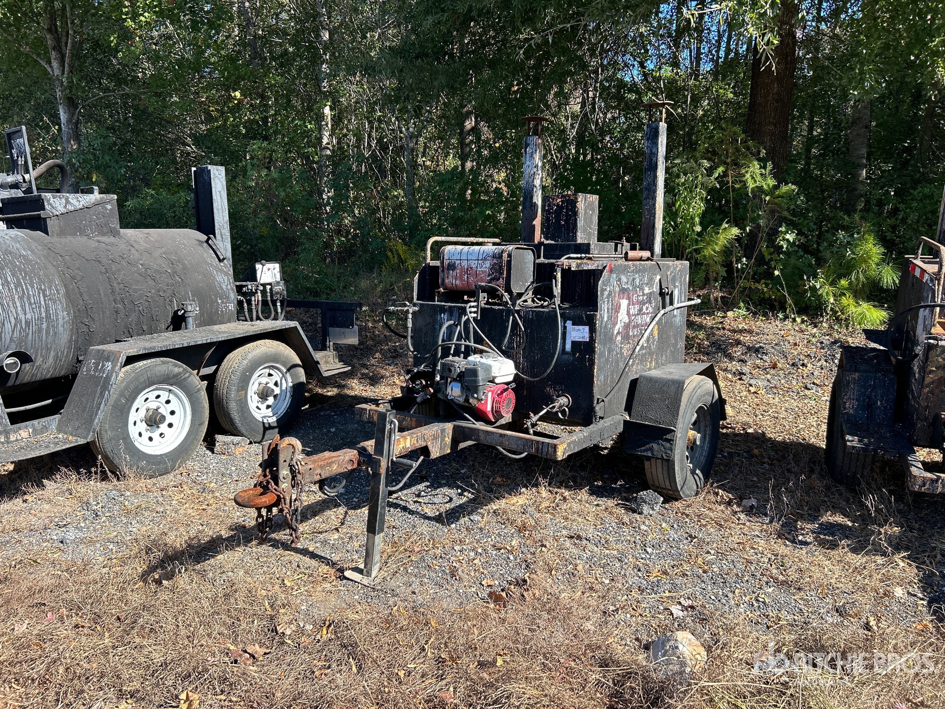  Leeboy Towable Asphalt Sealcoating Trailer