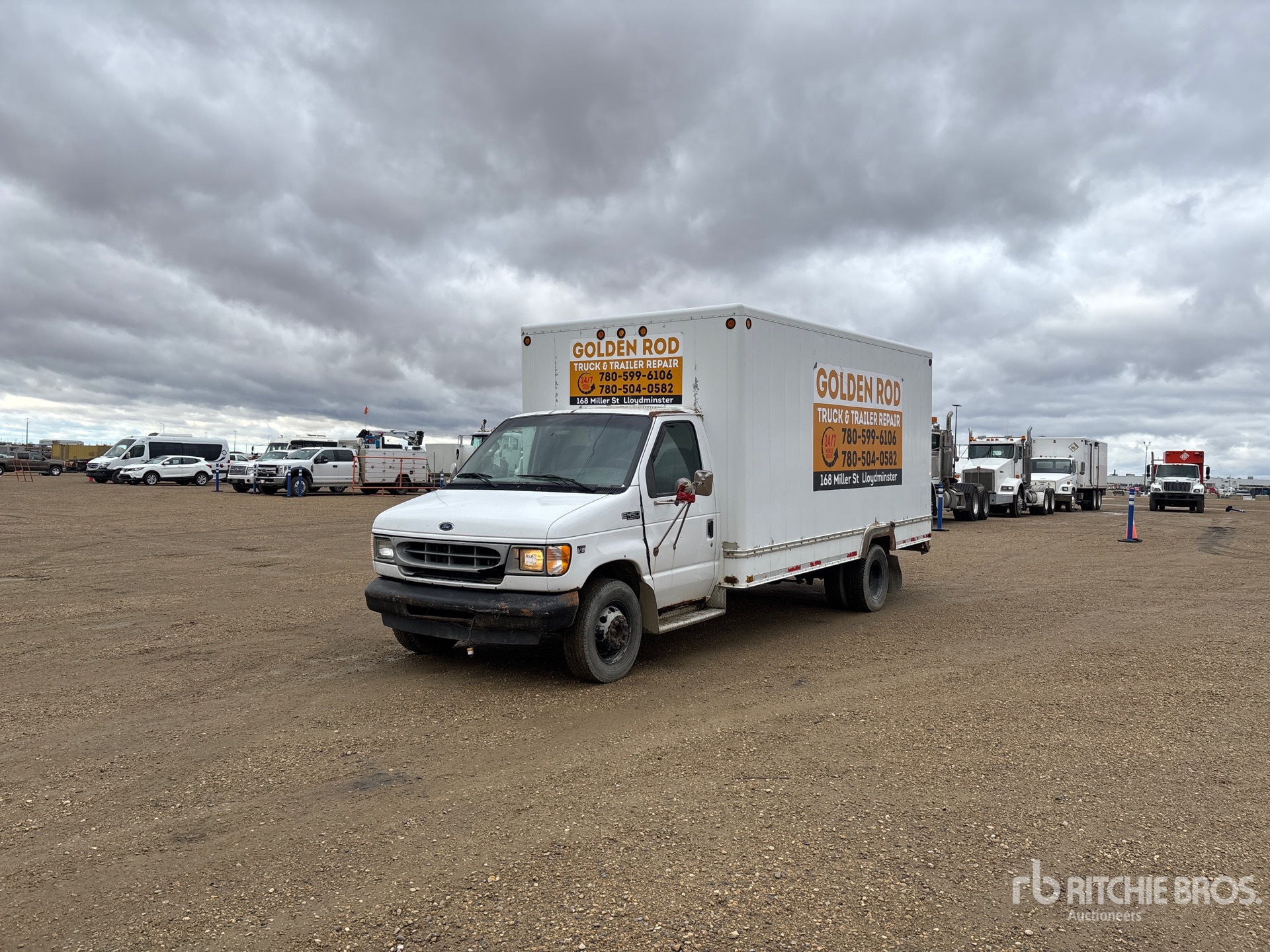 2002 Ford ECONOLINE E-450