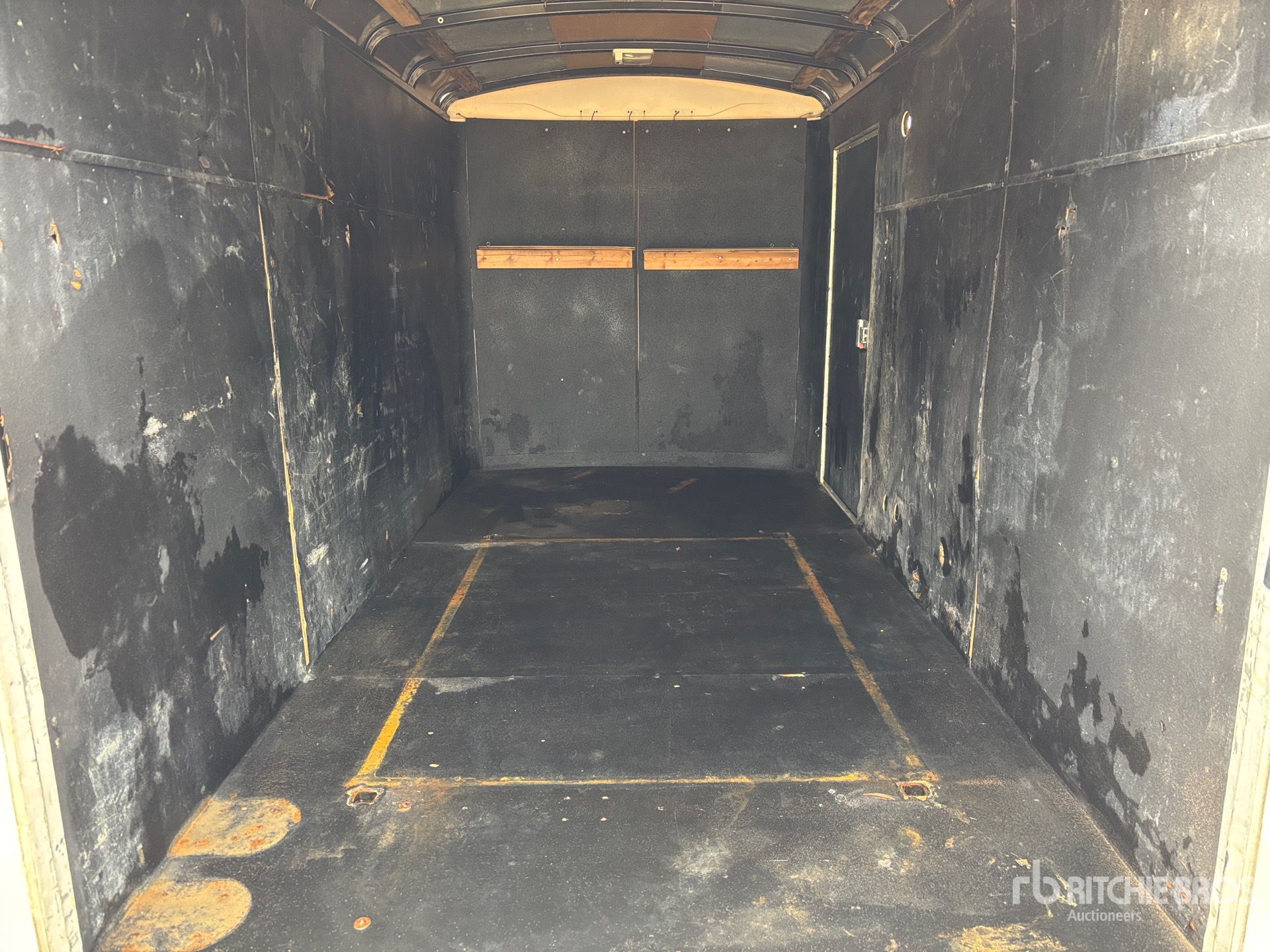 2006 Haulmark 12 FT S/A