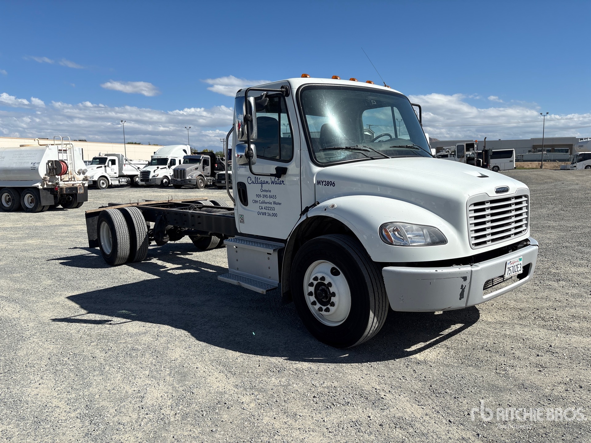 2021 Freightliner M2 106