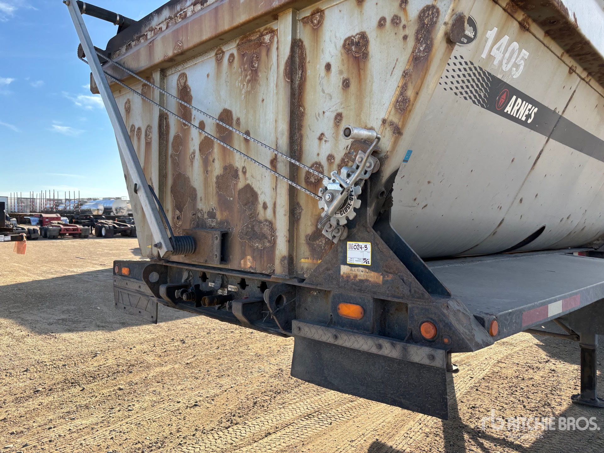2014 Arnes 15 FT SUPER B-TRAIN LEAD