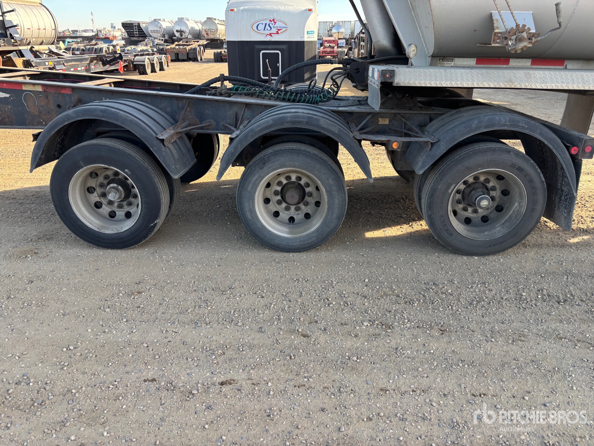 2014 Arnes 15 FT SUPER B-TRAIN LEAD