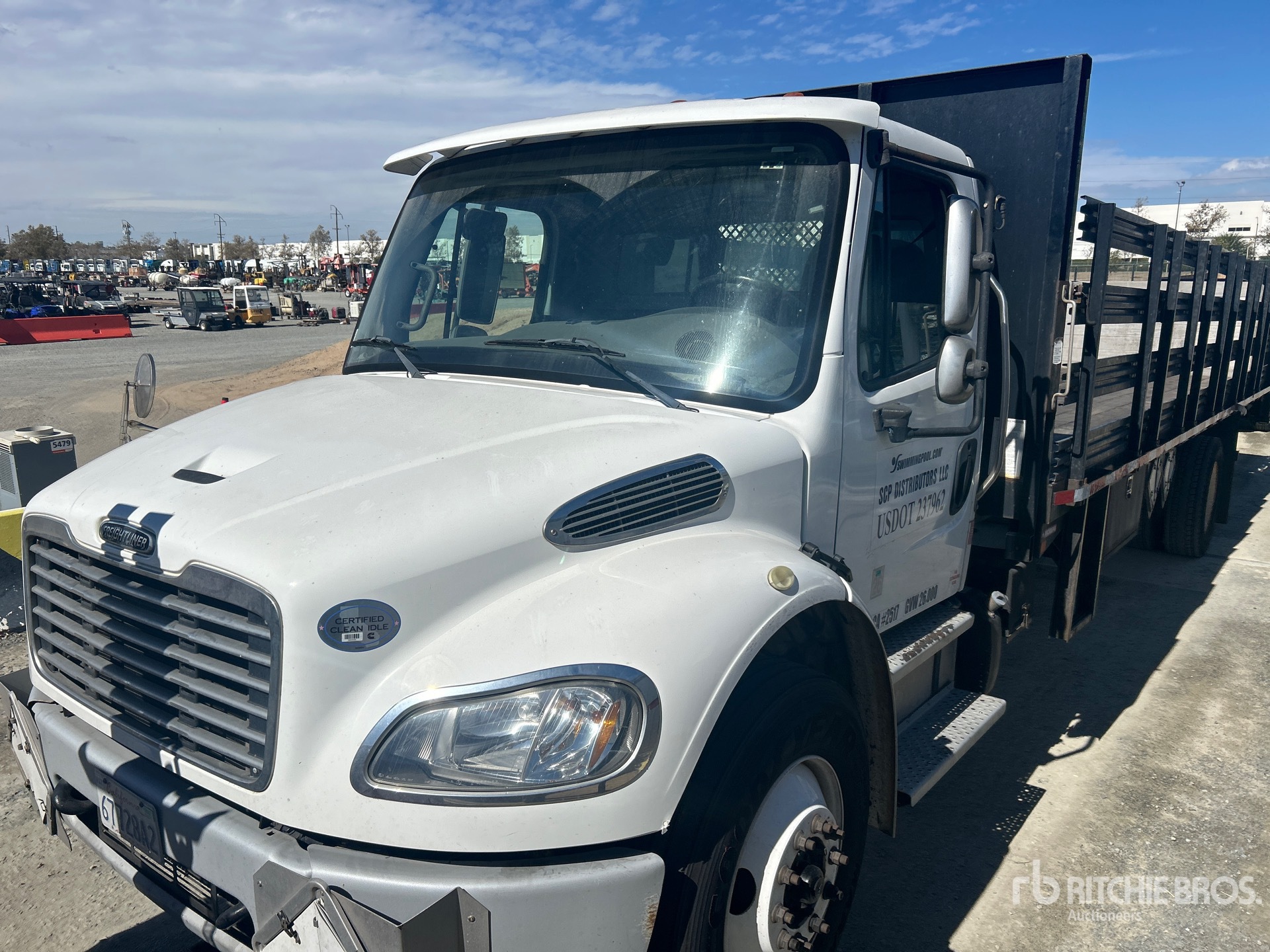 2016 Freightliner M2 106